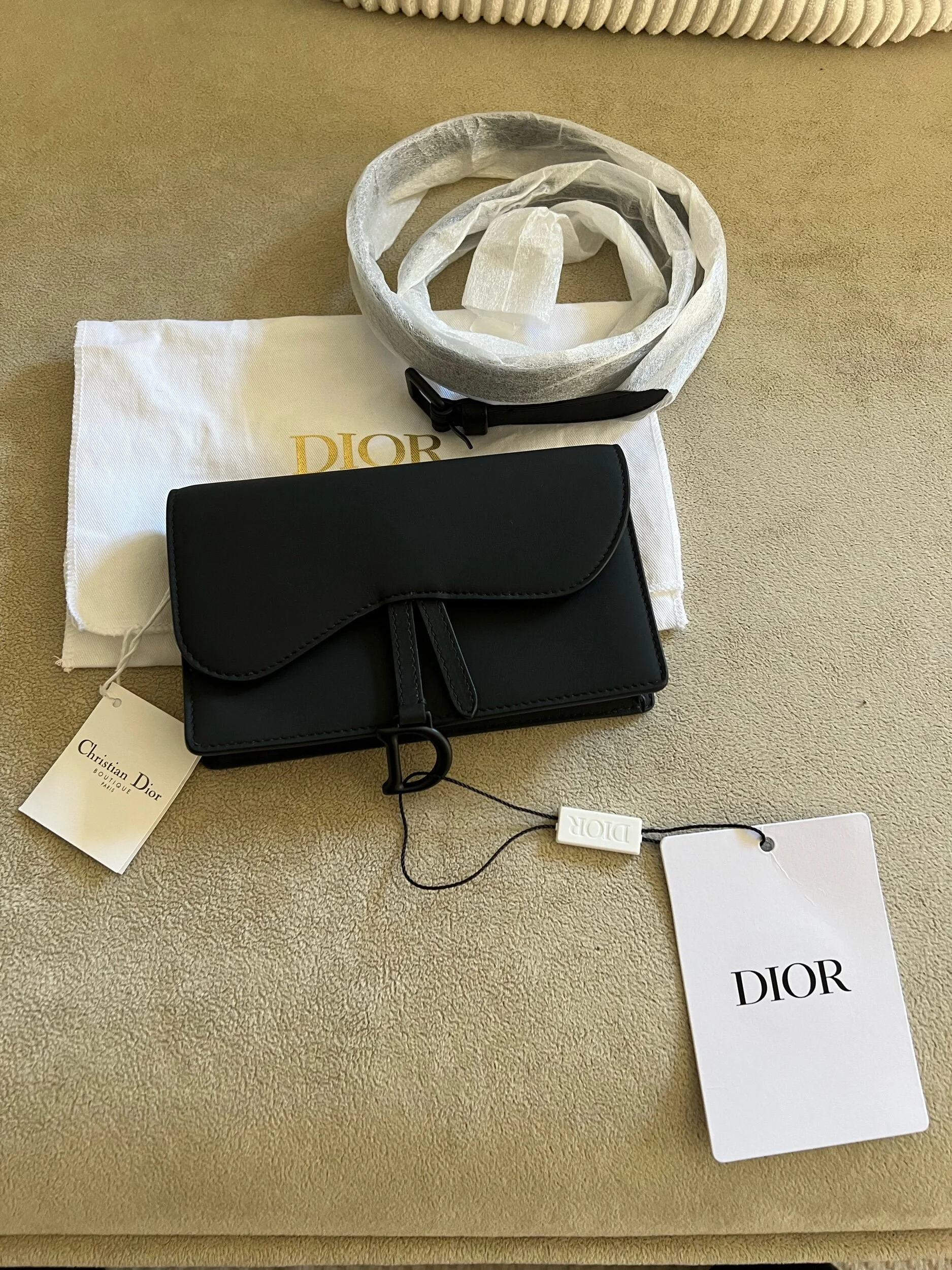 7AFAEBE2-D8C0-4C90-B82C-D214224B5225