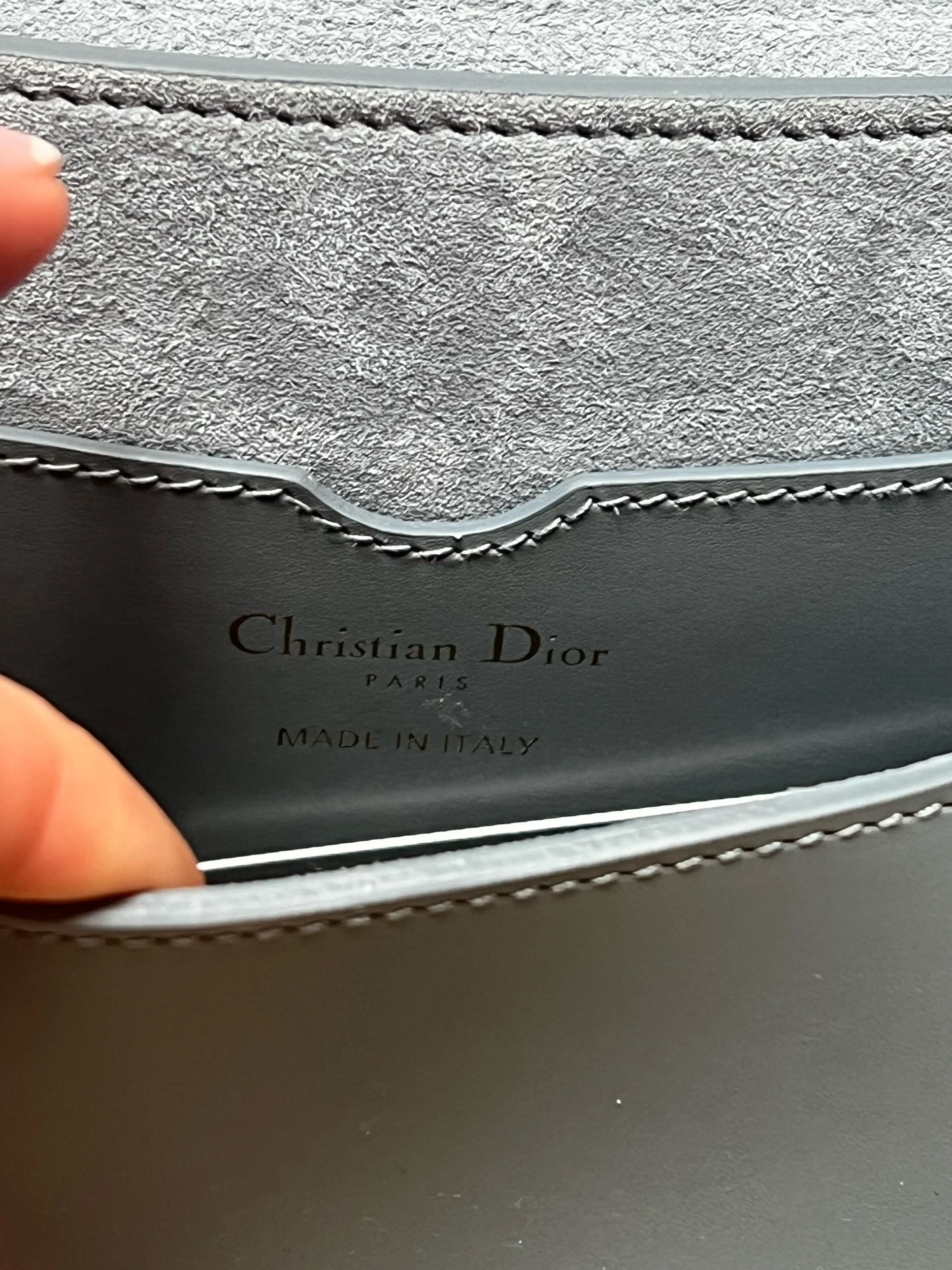 A296C23A-F5C7-4E9F-9F4F-66AE35C22259