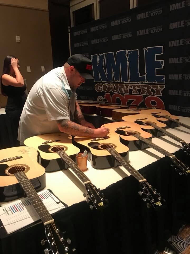 Uncle Kracker Official Website