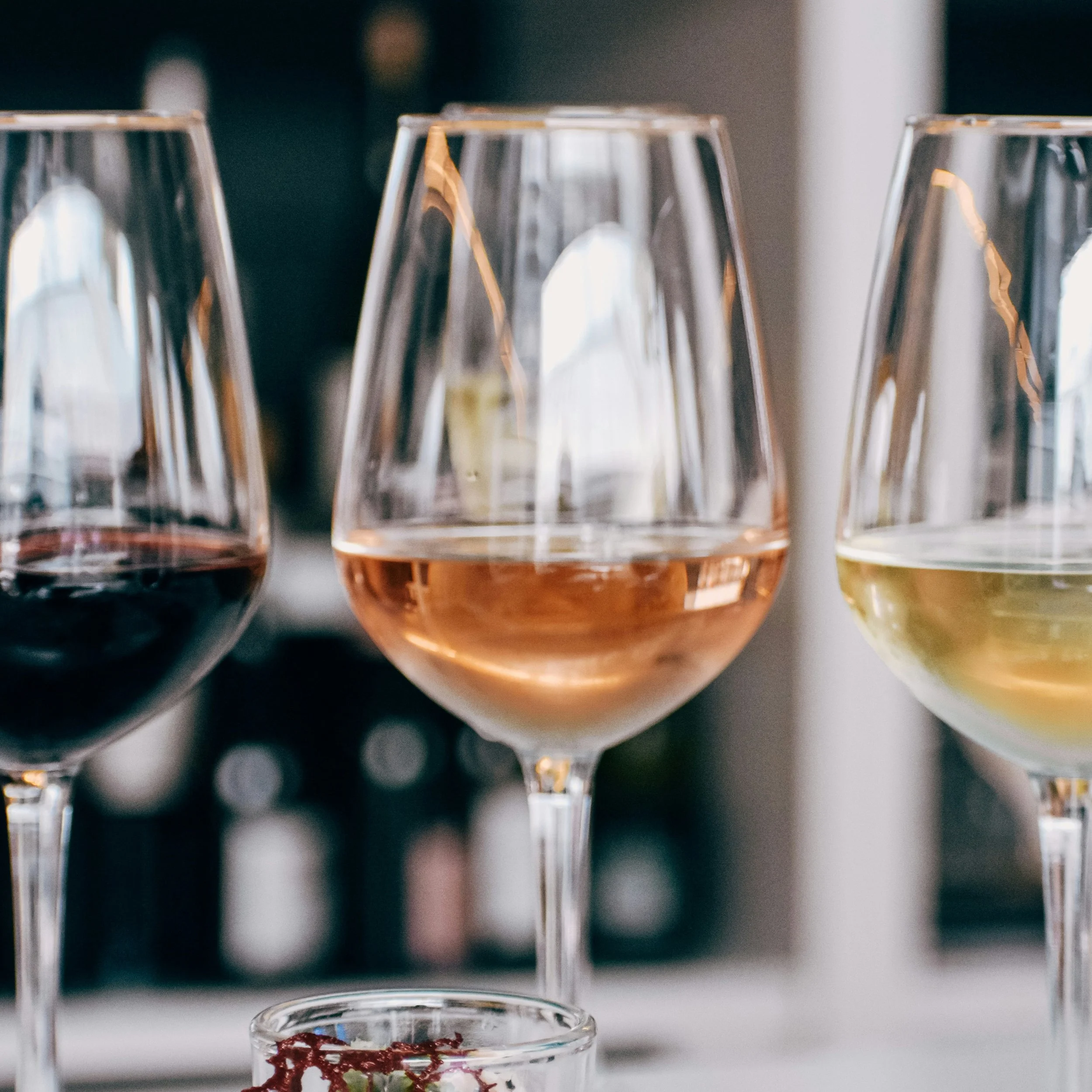 Sip into Fall: Thanksgiving Wine Pairing Tasting at Metamora General Store