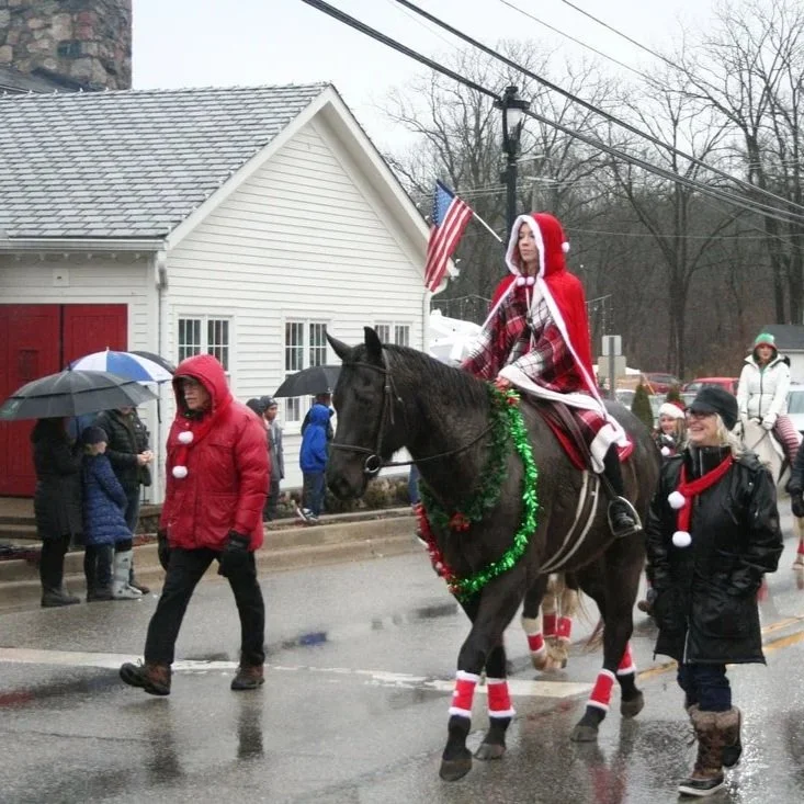 Metamora’s Horse & Carriage Holiday Parade — December 7, 2025 | 2 PM