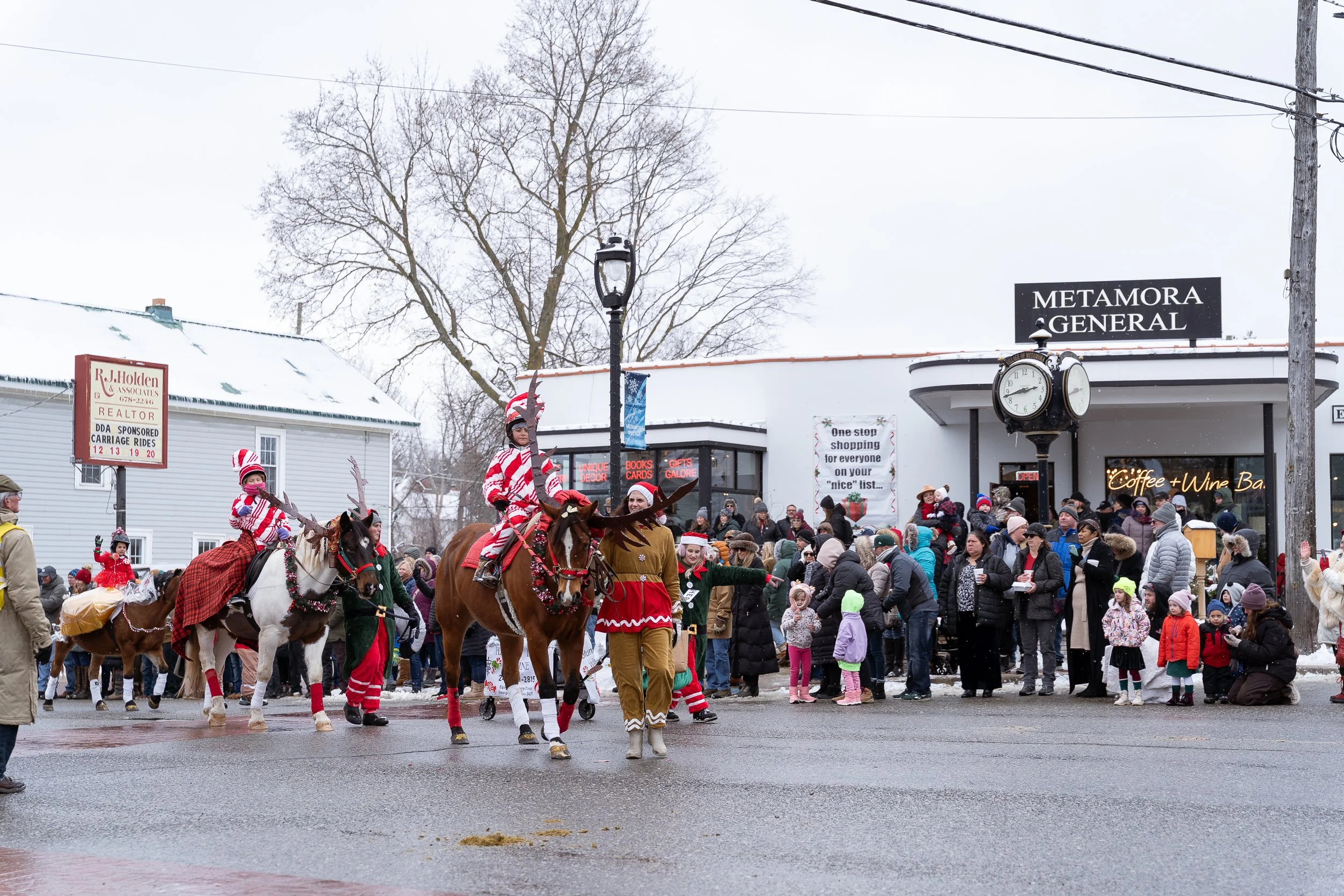 2025_12_WhiteHorse_HorseParade_JH205007_Social.JPG