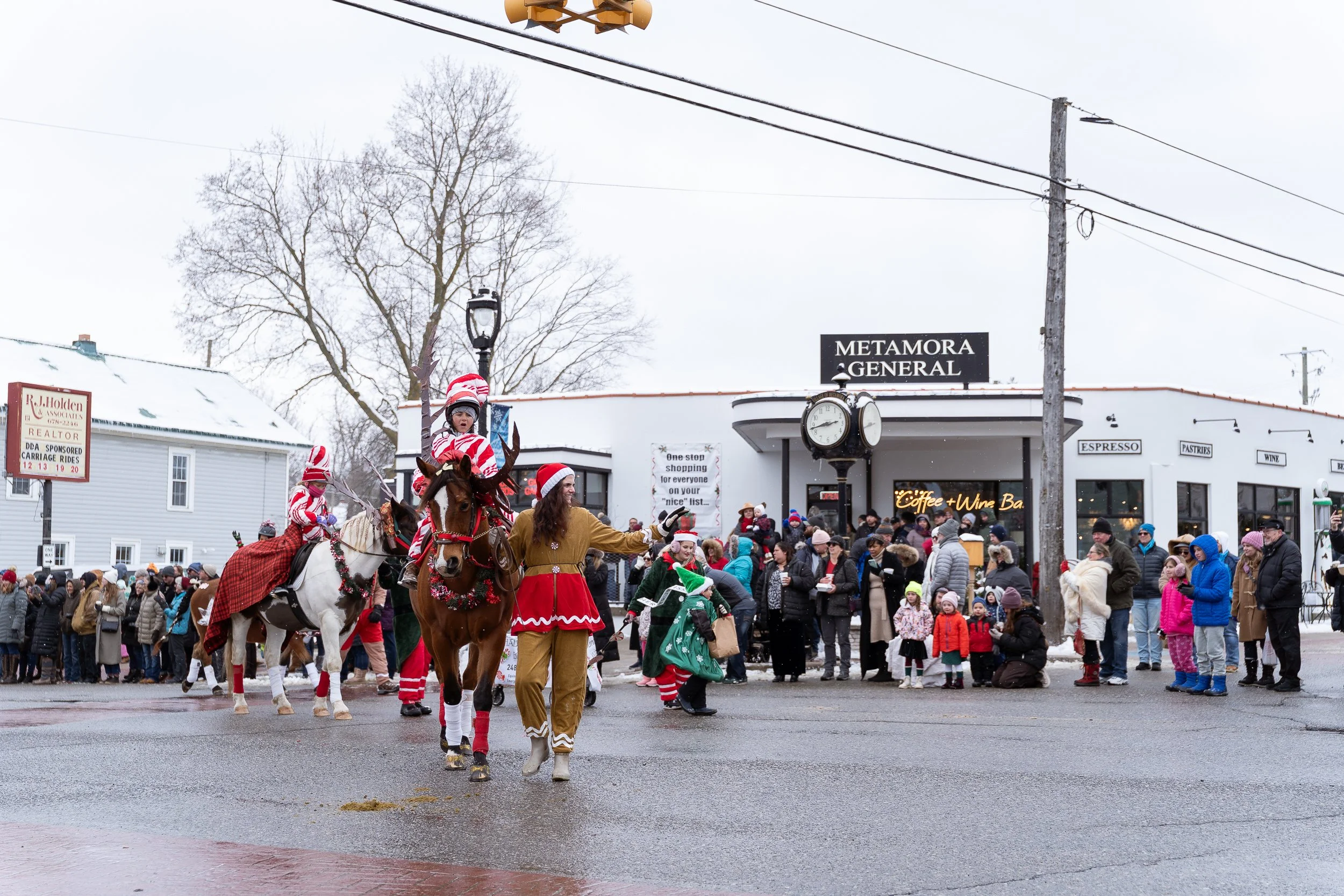2025_12_WhiteHorse_HorseParade_JH205012_Social.JPG