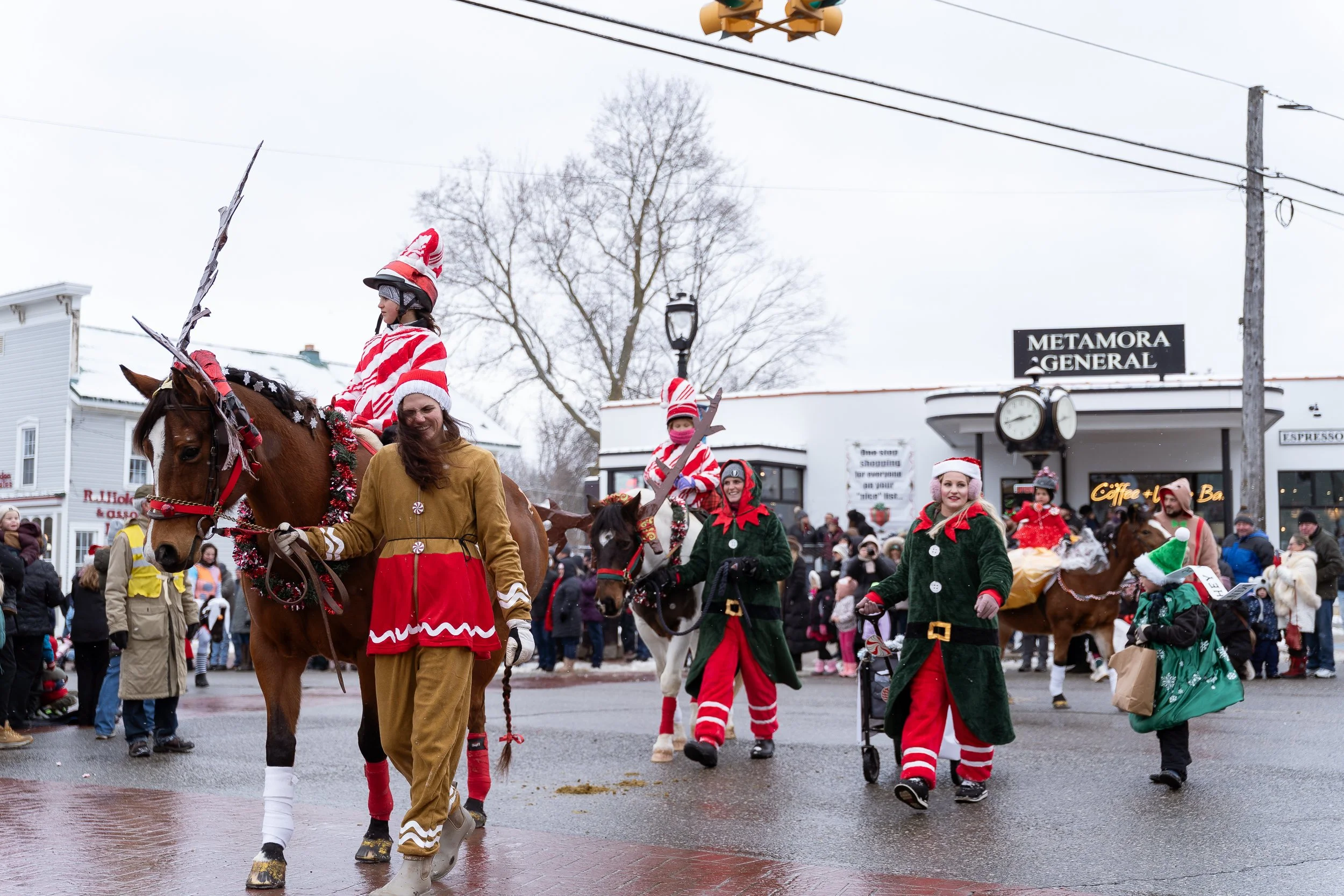 2025_12_WhiteHorse_HorseParade_JH205016_Social.JPG
