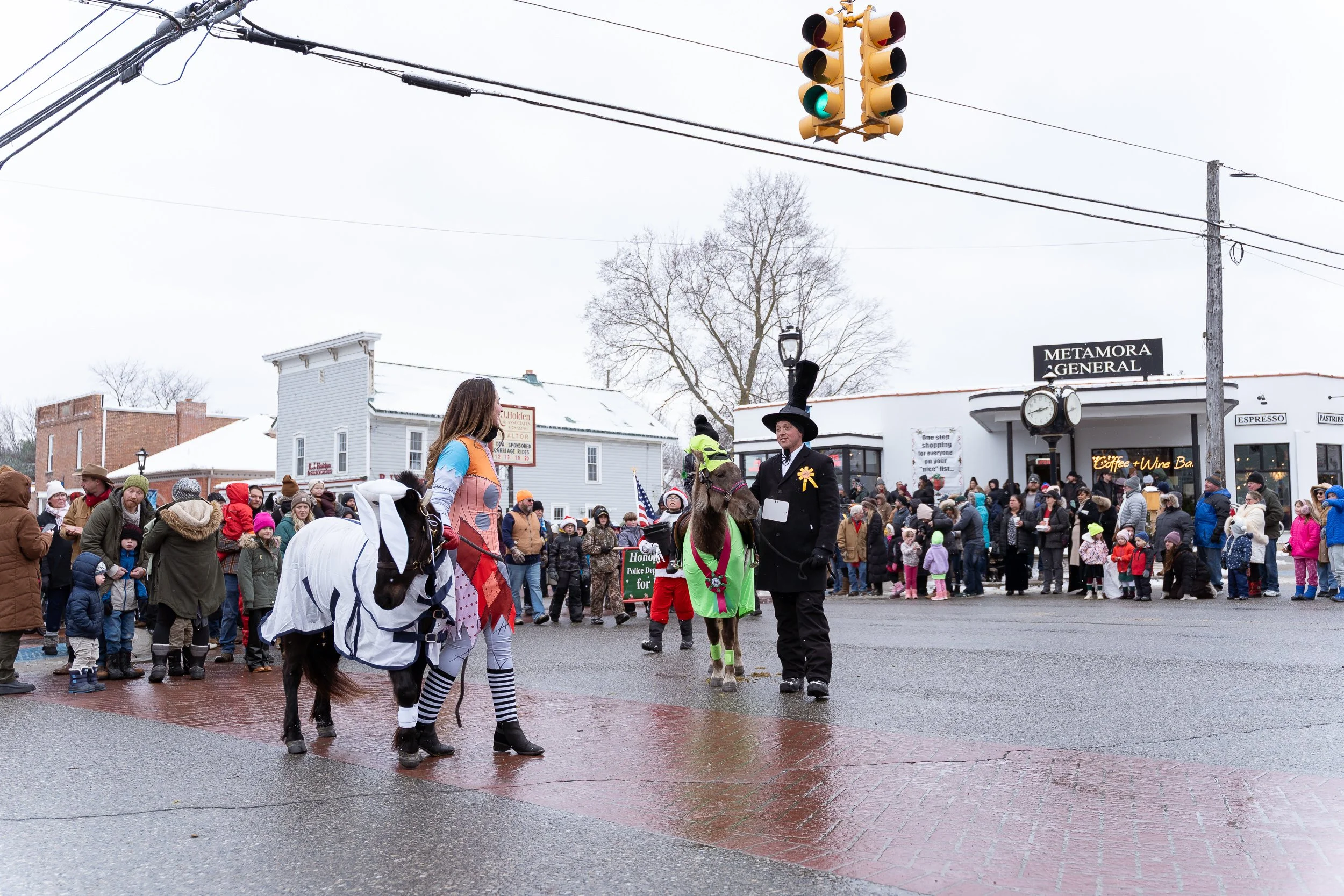 2025_12_WhiteHorse_HorseParade_JH205033_Social.JPG