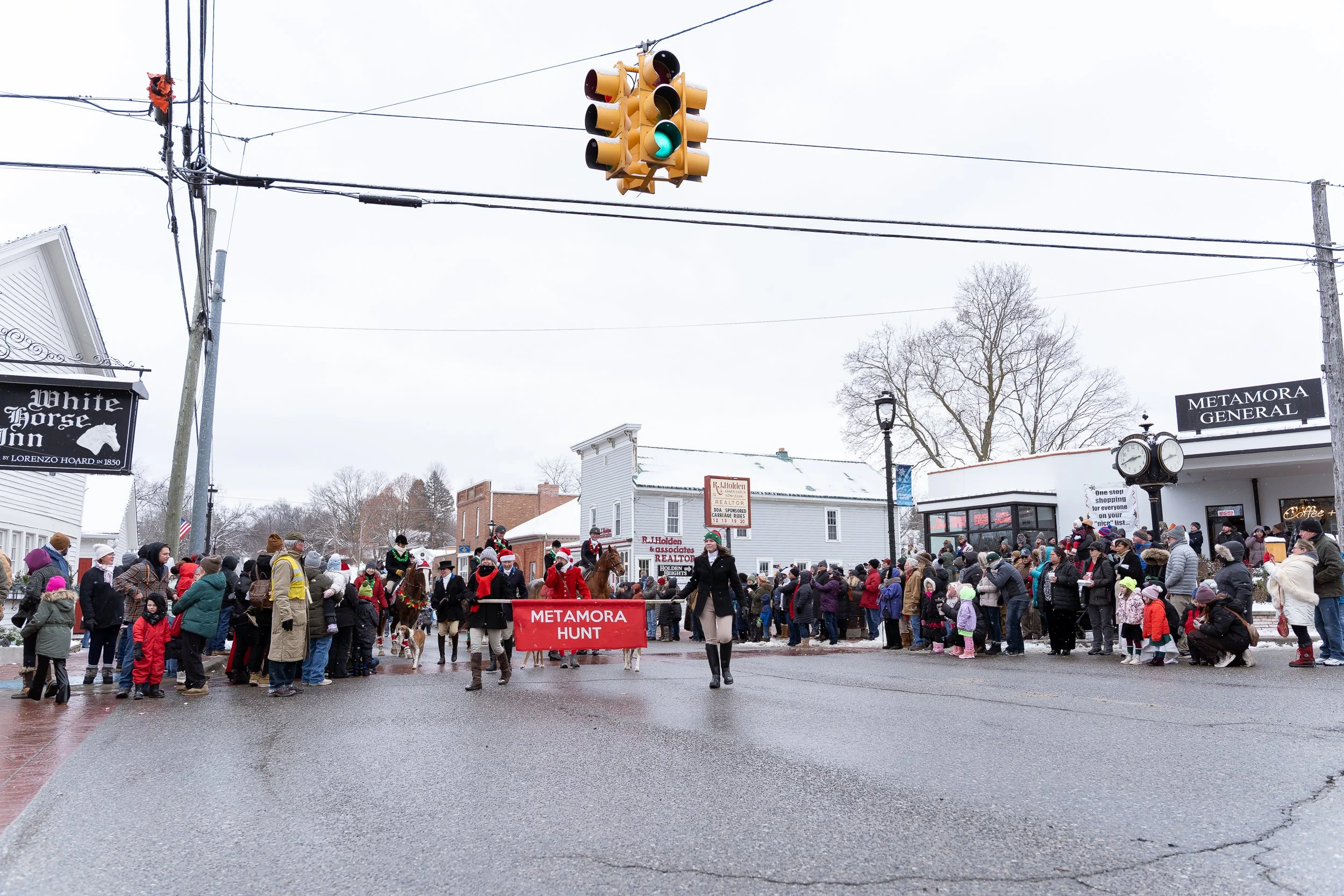2025_12_WhiteHorse_HorseParade_JH204993_Social.JPG