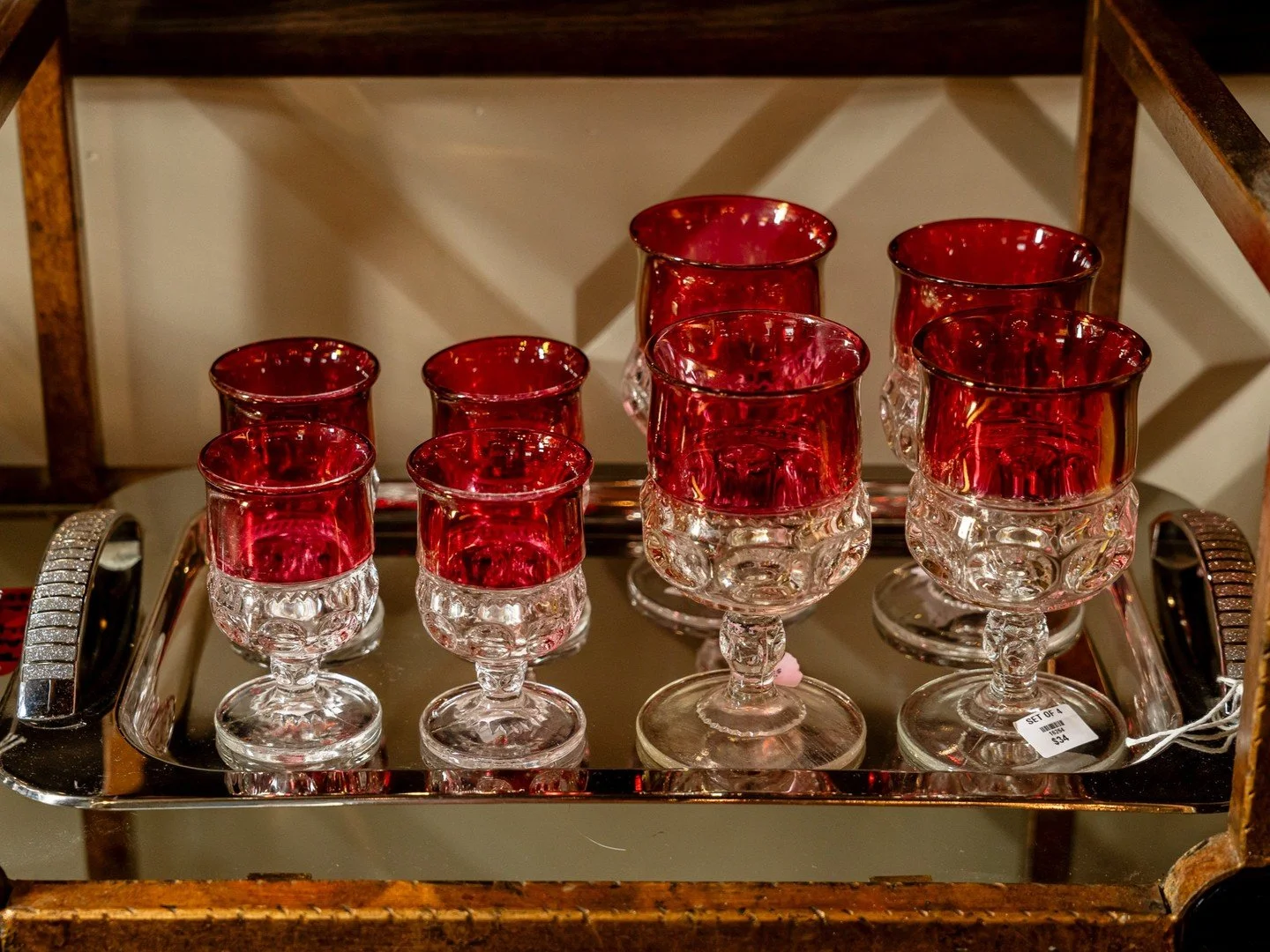 Raise a glass to holiday entertaining. 🥂 From mid-century cocktail sets to vintage-inspired glassware, Metamora General has everything you need to add a little sparkle to your seasonal gatherings.