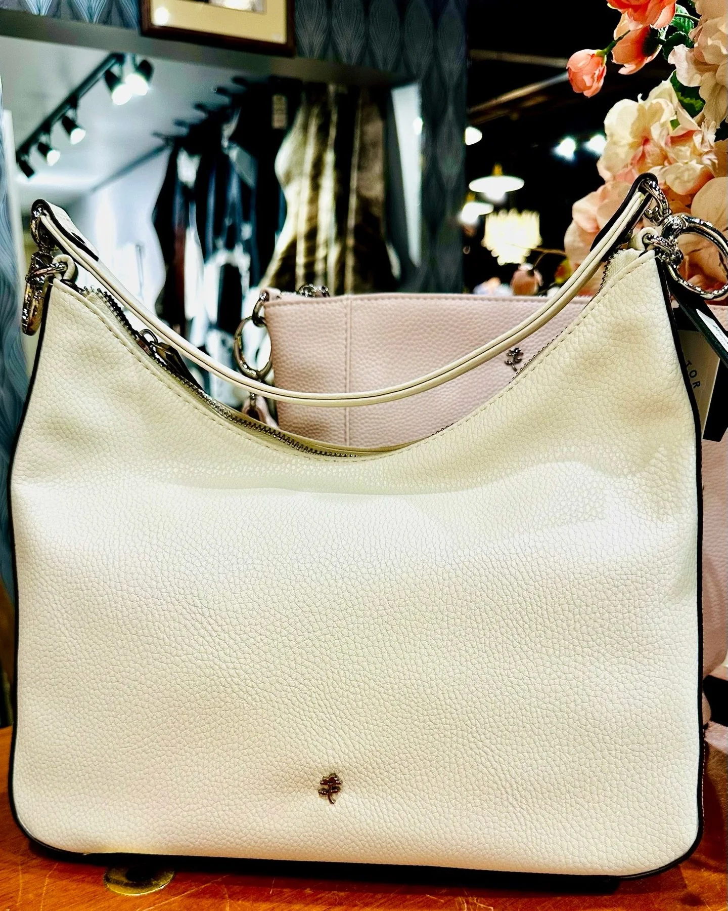 Fresh spring colors just arrived at Metamora General.

These new Jenna Kator Collection bags and wallets are designed in Michigan with everyday function in mind&mdash;soft pebbled leather, thoughtful pockets, and easy styles that work from errands to