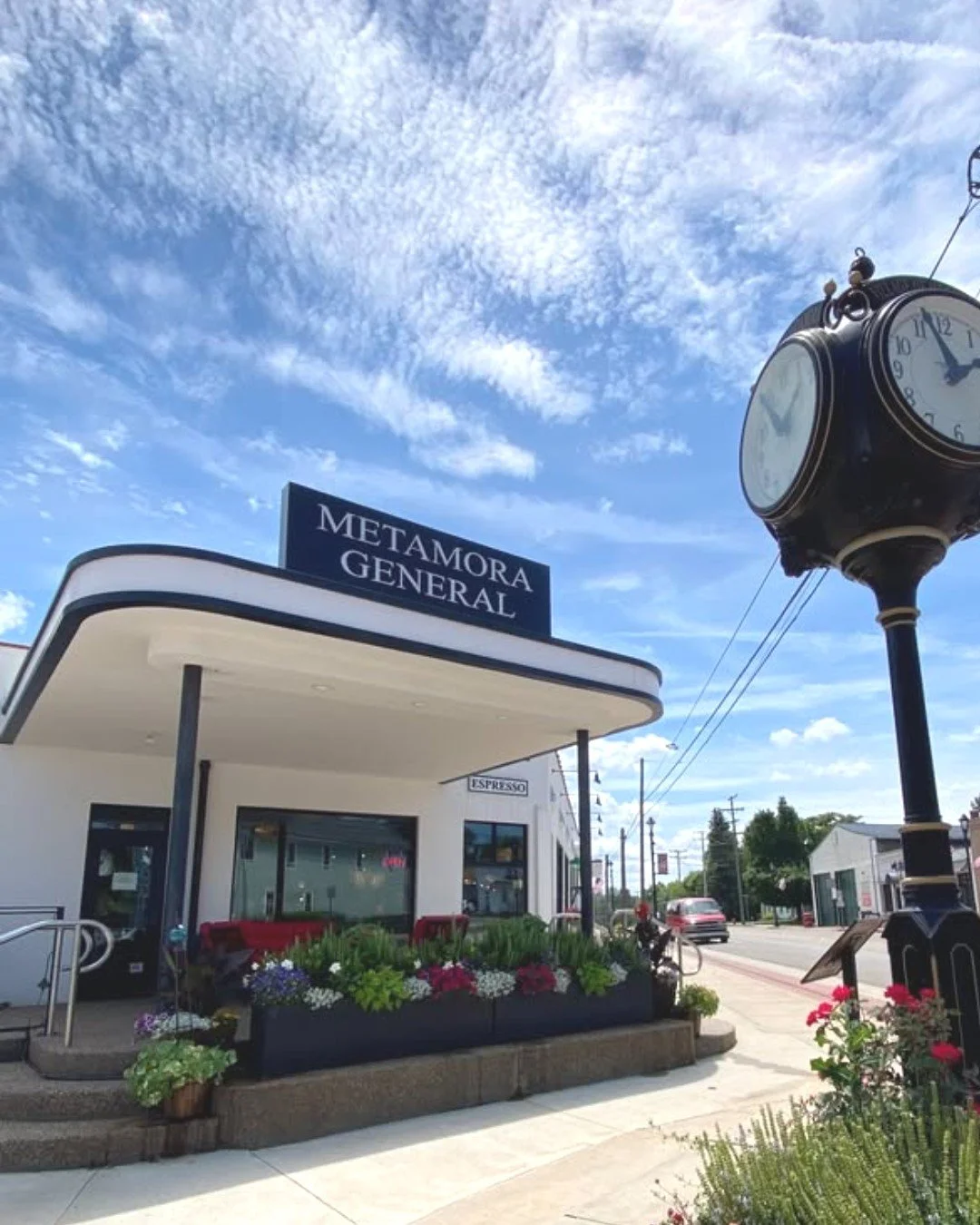 Each visit to Metamora General is a new adventure. You never know what vintage gem or one-of-a-kind treasure you&rsquo;ll uncover next! From antique finds to locally made goods, there&rsquo;s always something special waiting in the heart of Metamora,