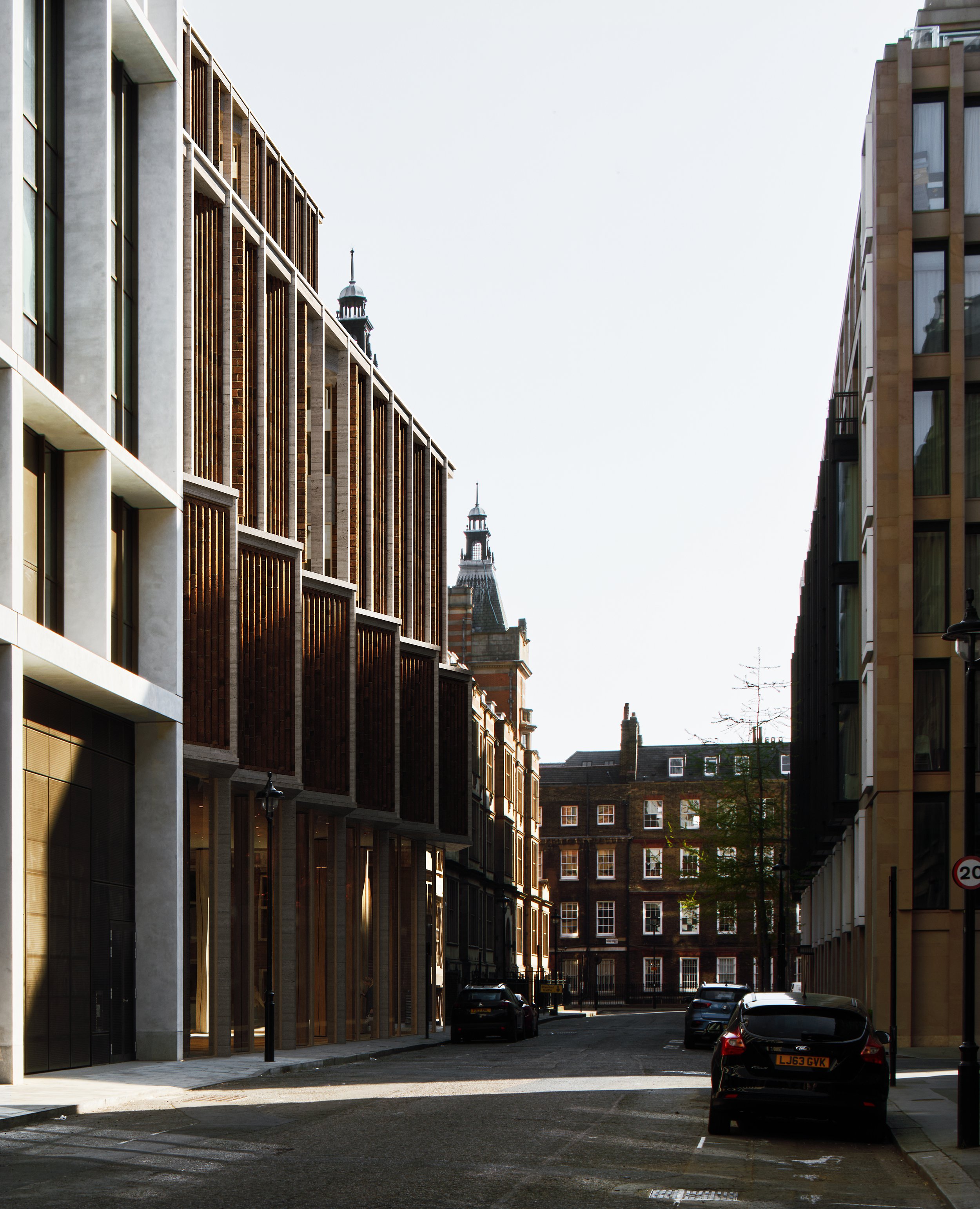 Backside of London School of Economics