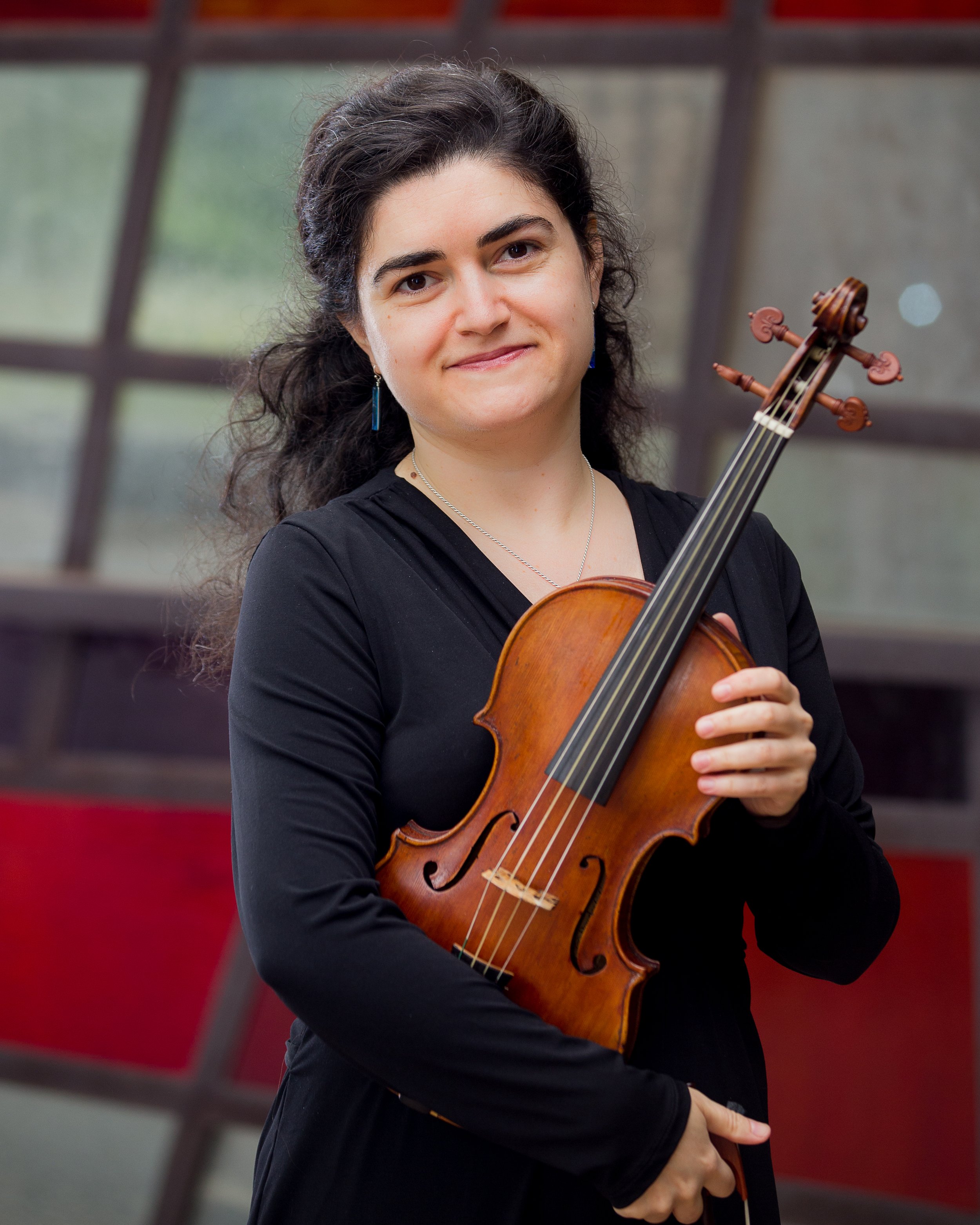 Sylvia Schwartz, violin