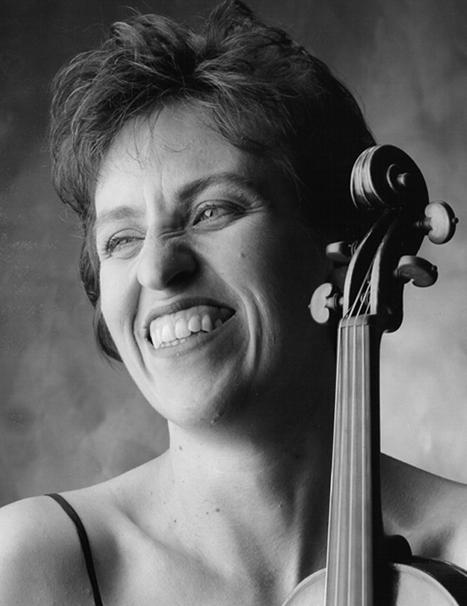 Dana Maiben, violin