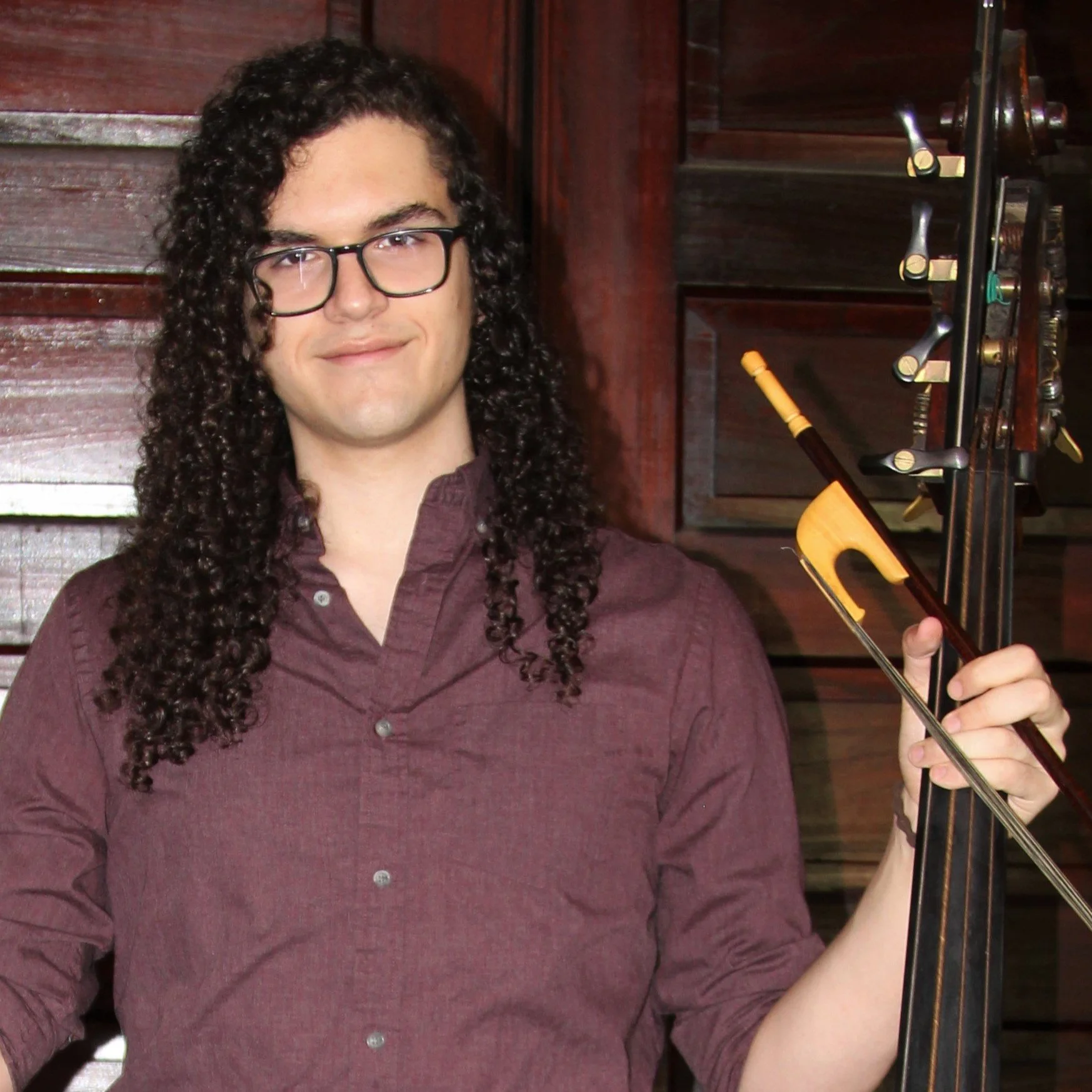 Pablo Kennedy, Bass