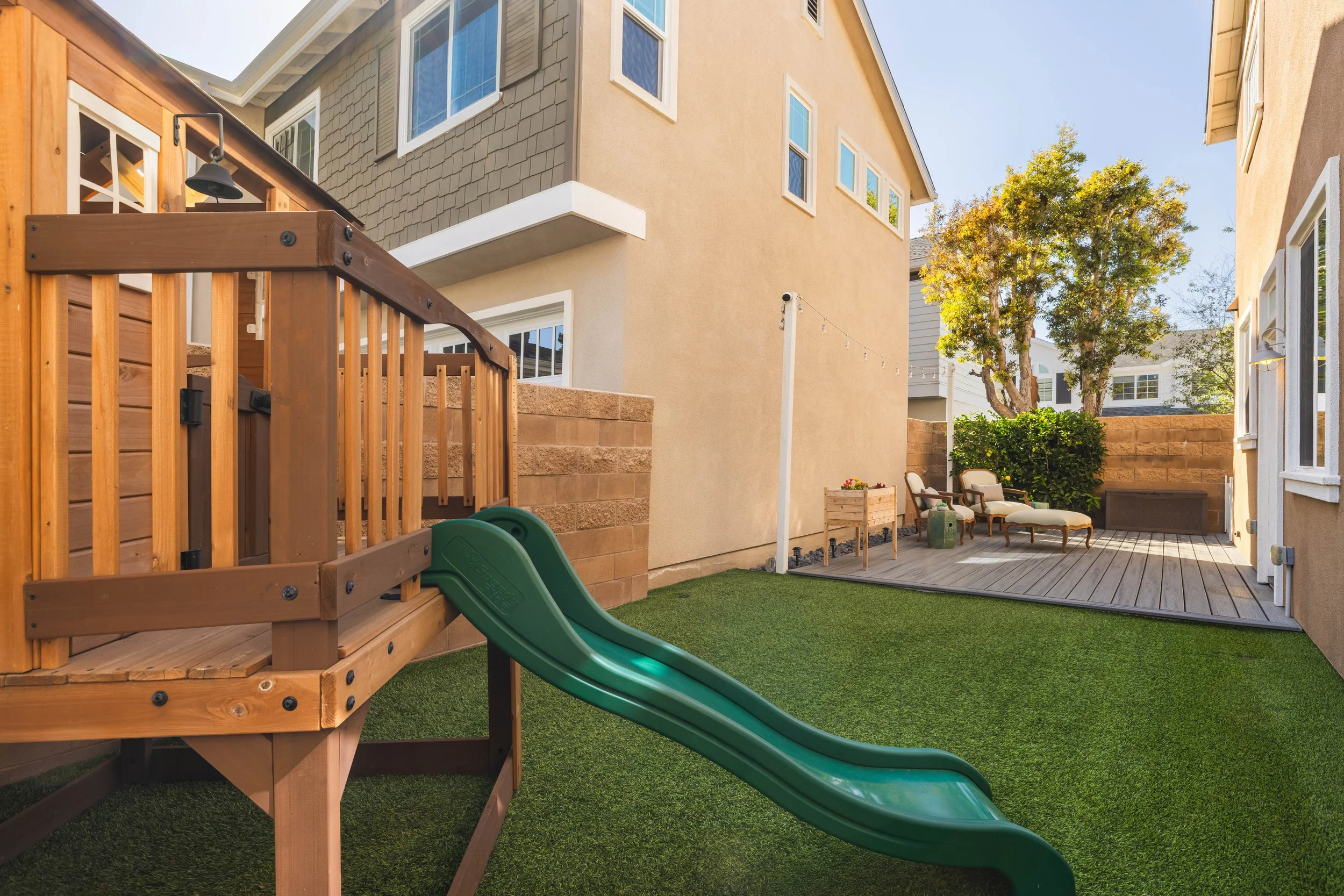 07 - 255 Mesa Drive-6.jpg