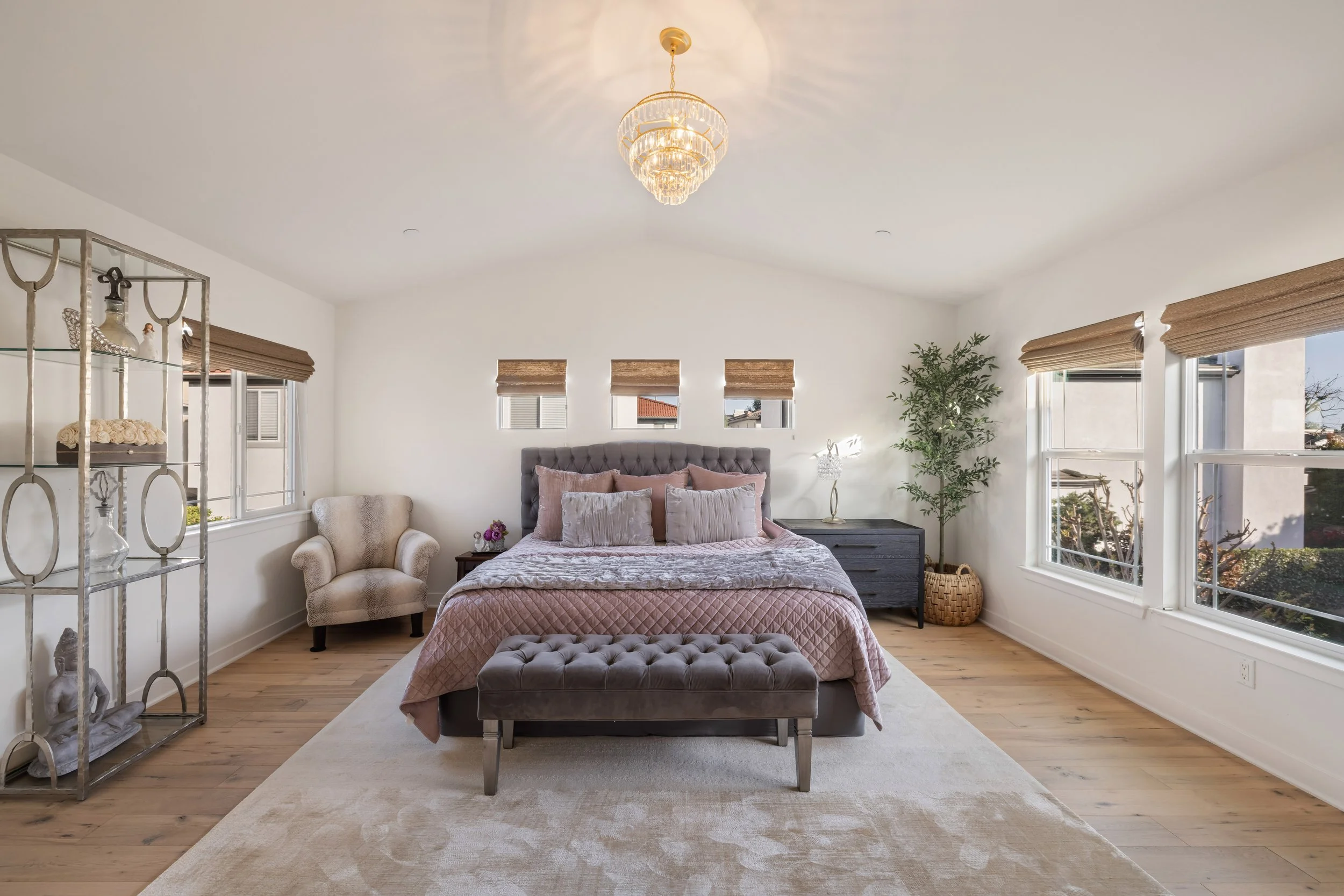 13 - 255 Mesa Drive-25.jpg