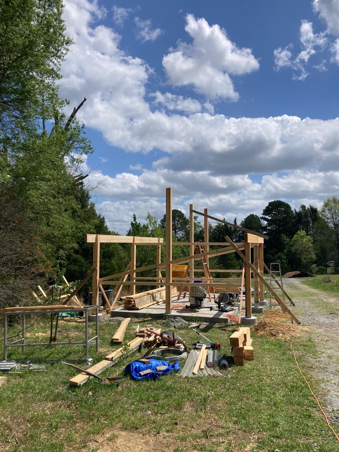 Sorry we missed folks at @chfarmersmarket today&hellip; had to make more progress on a number of projects, including the chicken processing and feed storage pole shed. Beams almost done. Great local pine from @firesidesawmill