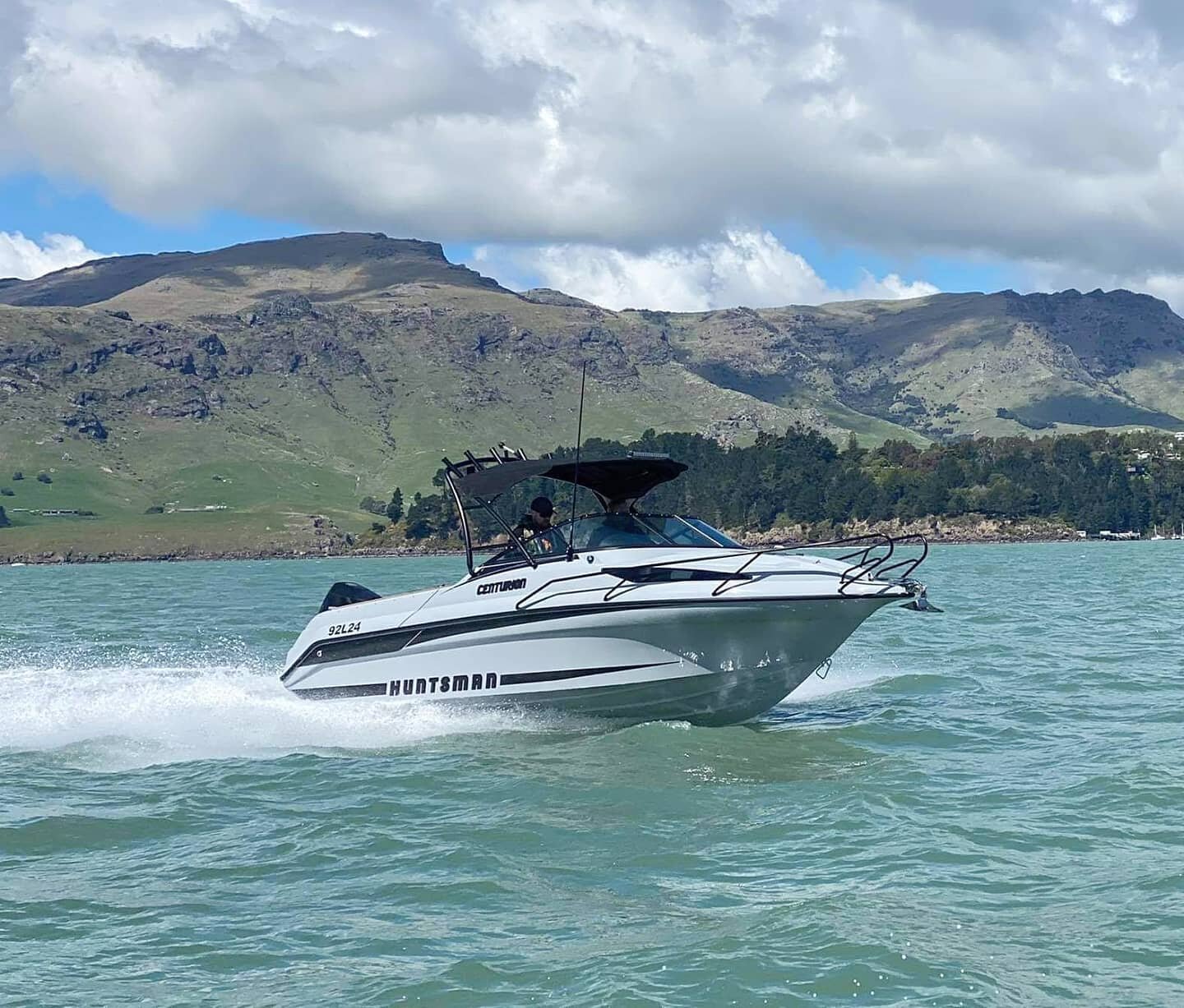 Don't just be the best looking boat on the water, be the best performing too 💪
.
#huntsmanboats #betterboating #nzmade