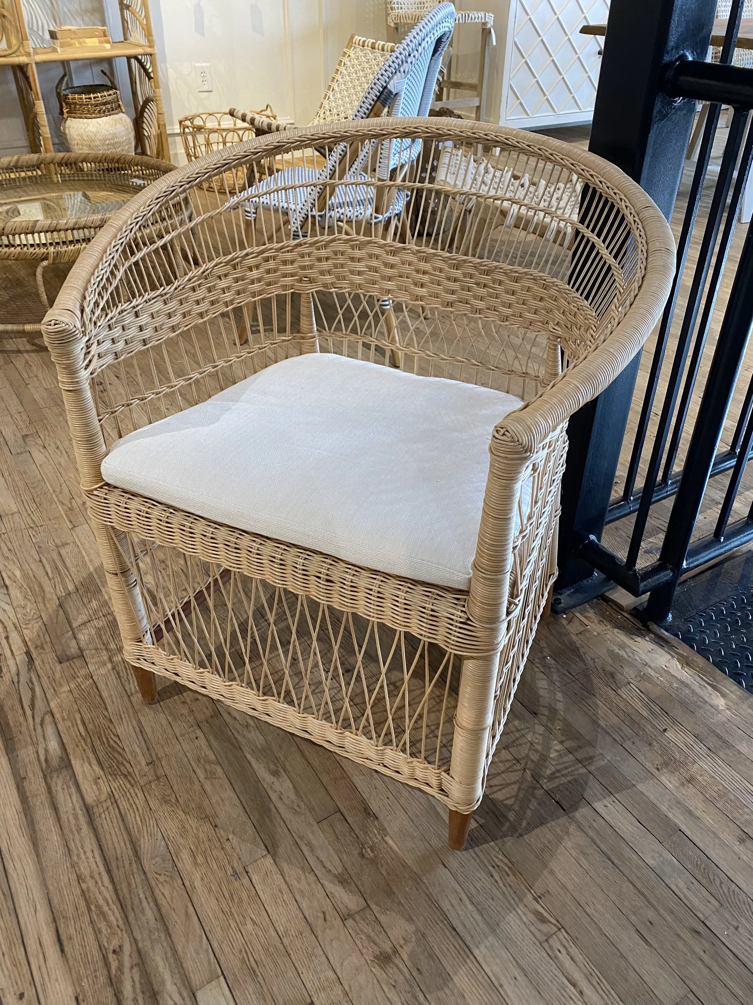 Artesia Chair - photo 1.jpeg