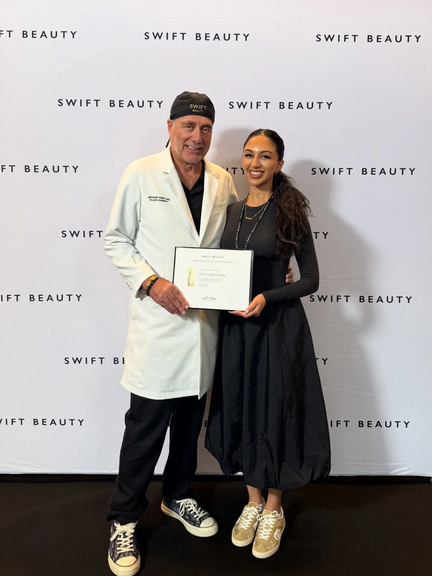 An absolutely incredible birthday weekend 🎉💖

💉 The @swiftbeauty day of learning with Dr. Arthur Swift was truly such a wonderful birthday gift from @revanesse! This man is an icon who breaks boundaries in aesthetics and shares his pearls with any