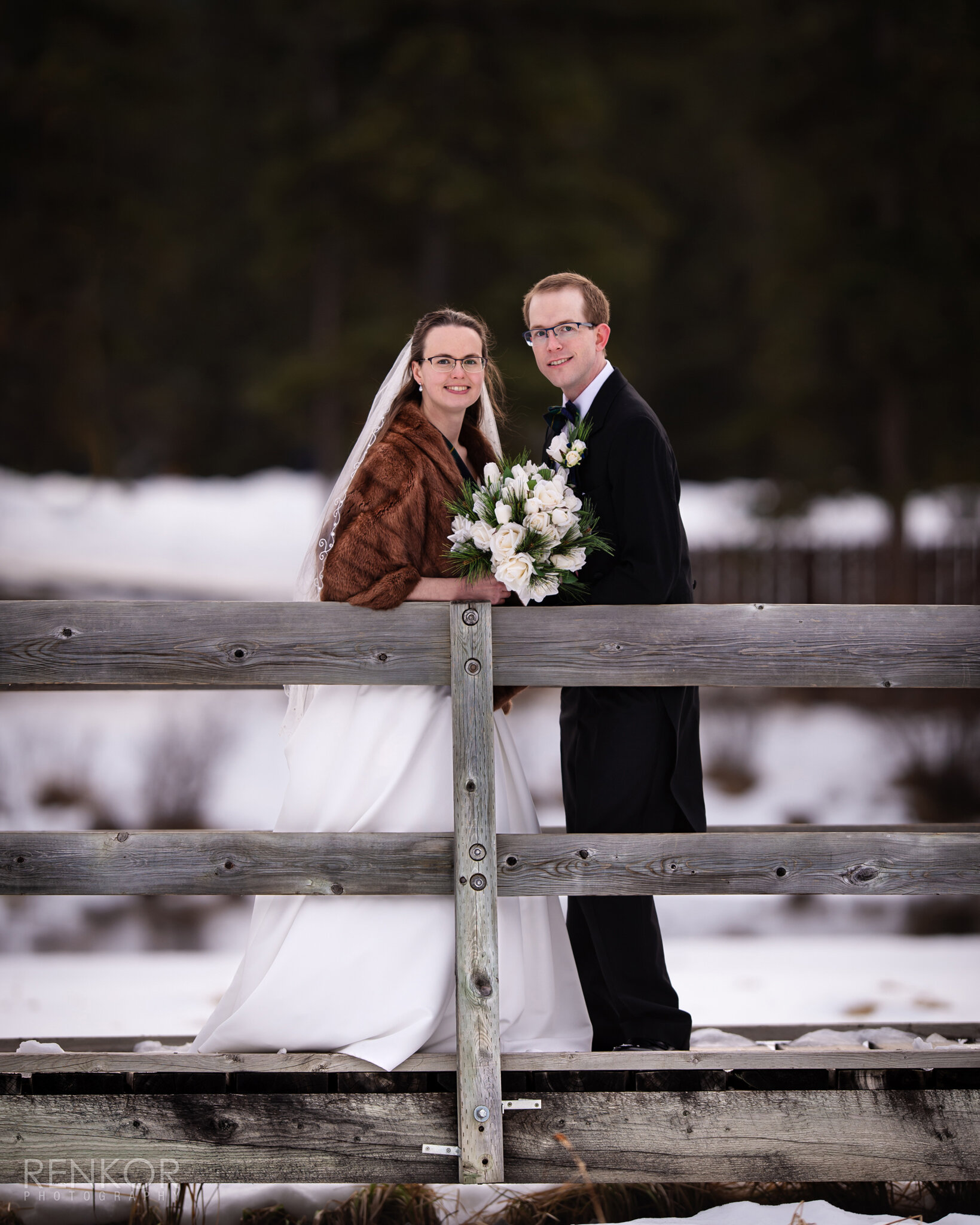 Michelle and Stephen Sneak Peek 10.jpg