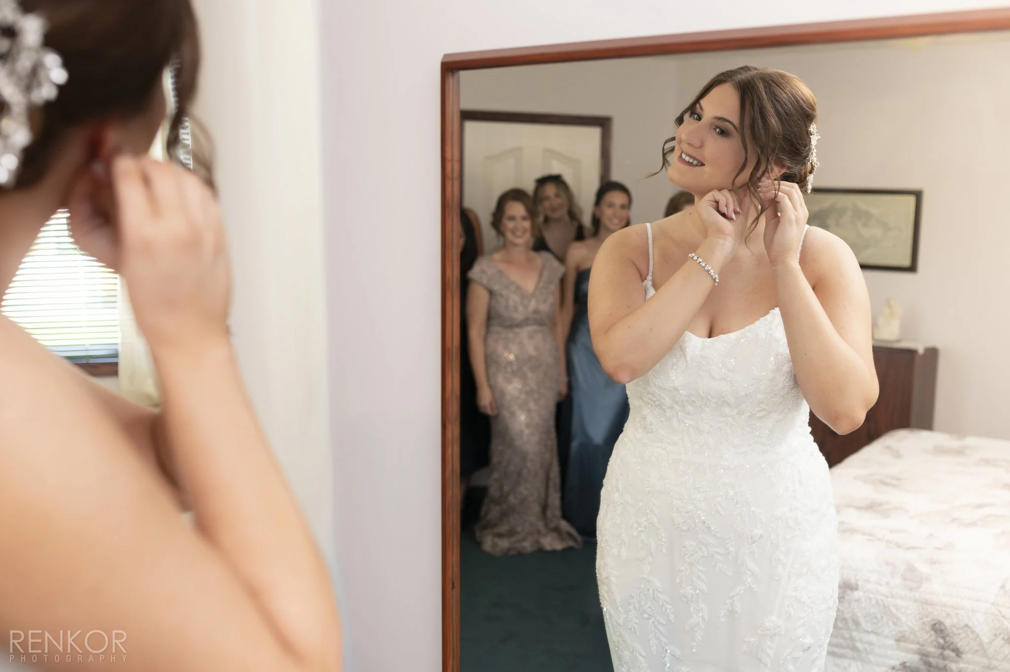 Gabi Matteo, Wedding Sneak Peek 010-web.jpg
