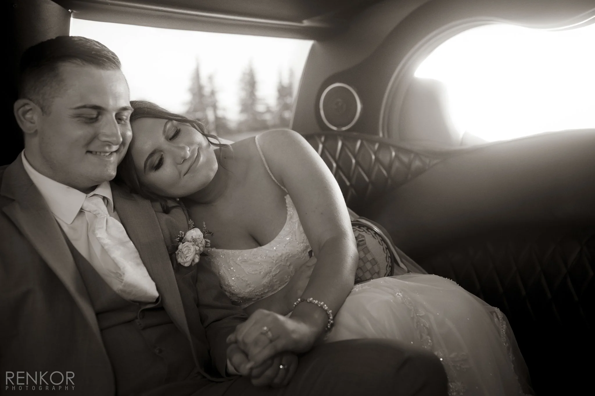 Gabi Matteo, Wedding Sneak Peek 078-web.jpg