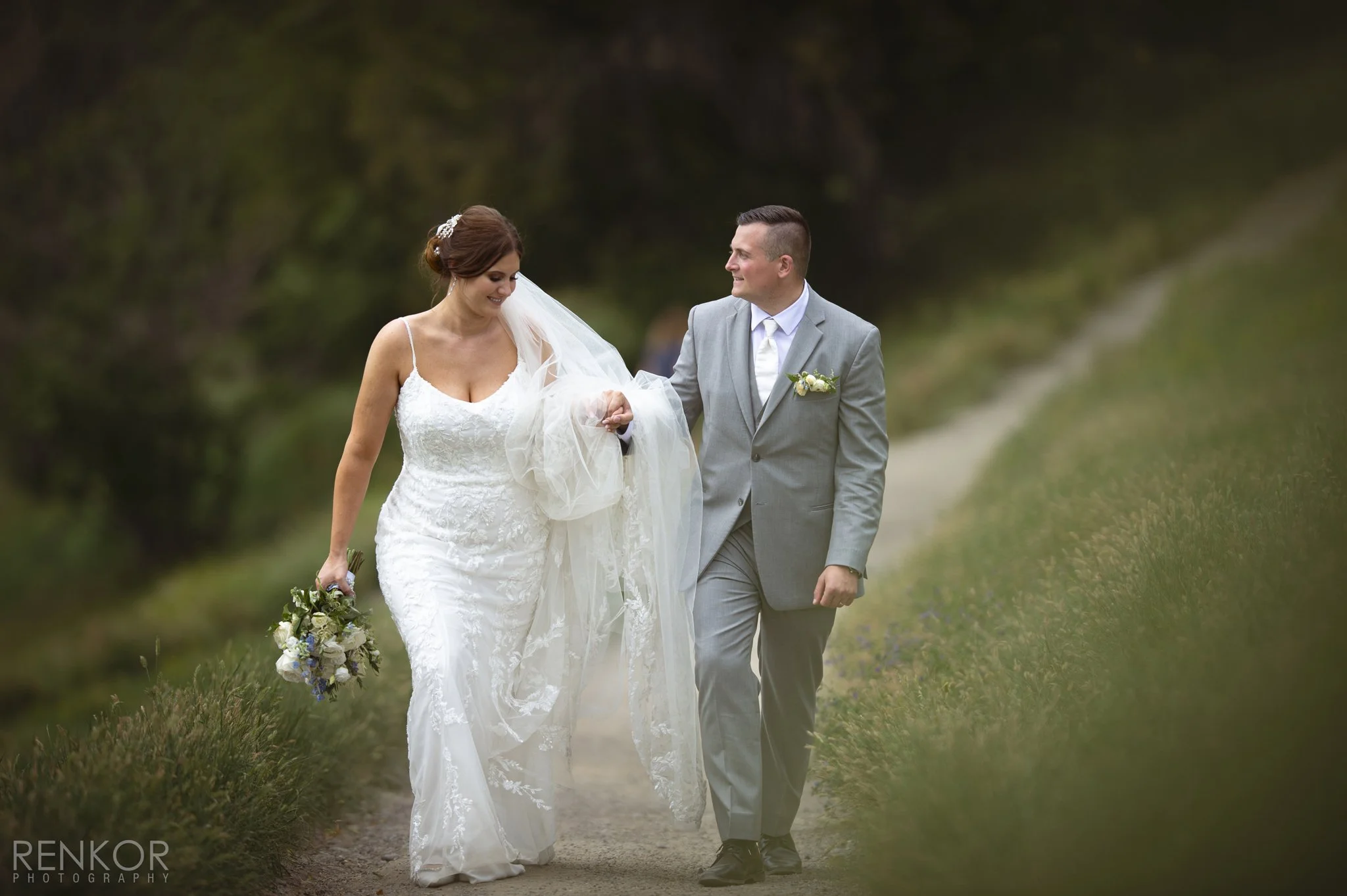 Gabi Matteo, Wedding Sneak Peek 093-PS-web.jpg
