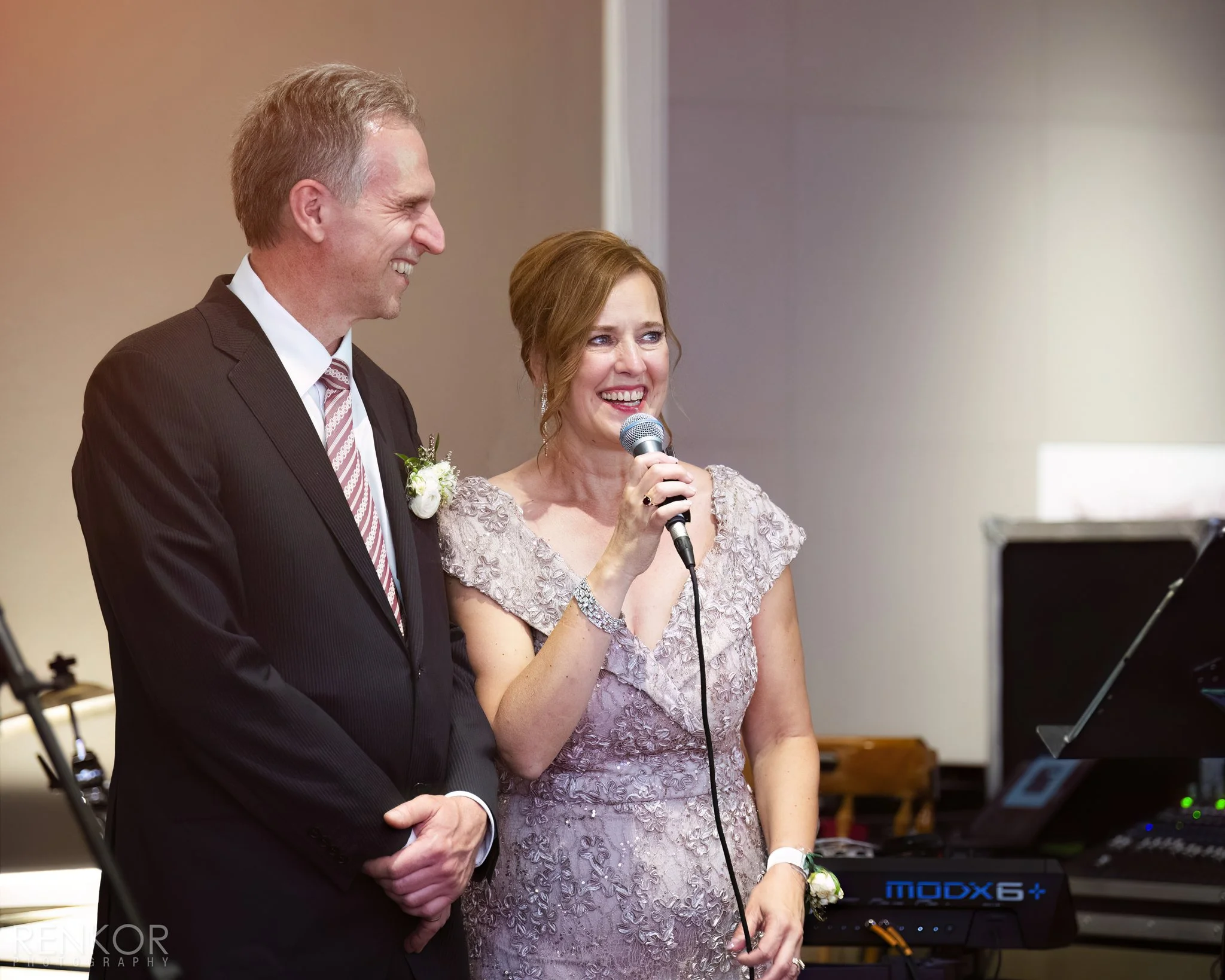 Gabi Matteo, Wedding Sneak Peek 141-DN-web.jpg