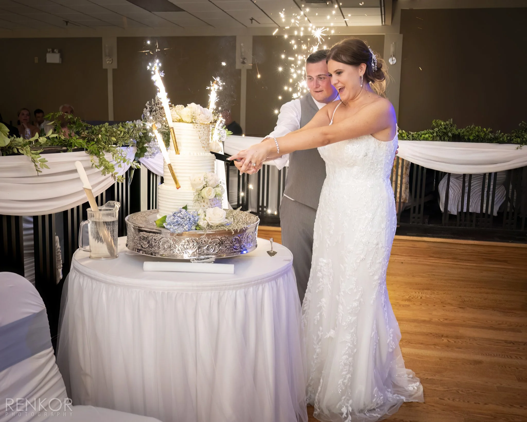 Gabi Matteo, Wedding Sneak Peek 179-DN-web.jpg