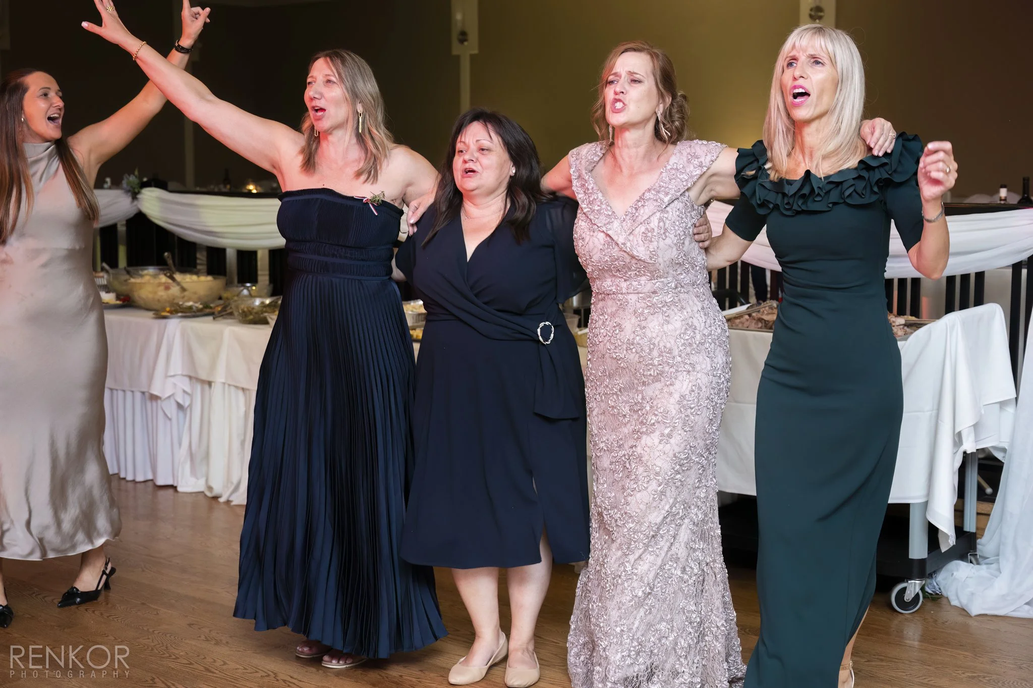 Gabi Matteo, Wedding Sneak Peek 194-DN-web.jpg