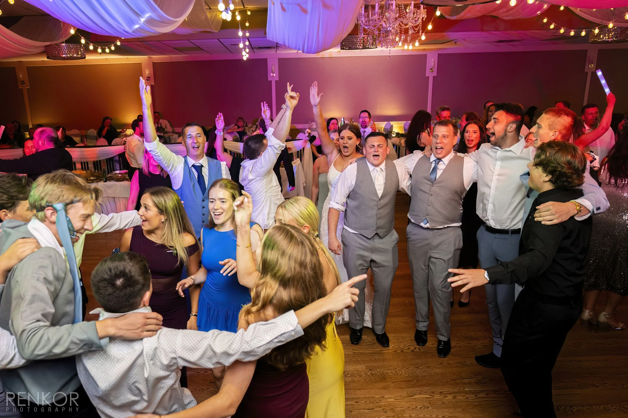 Gabi Matteo, Wedding Sneak Peek 206-DN-web.jpg