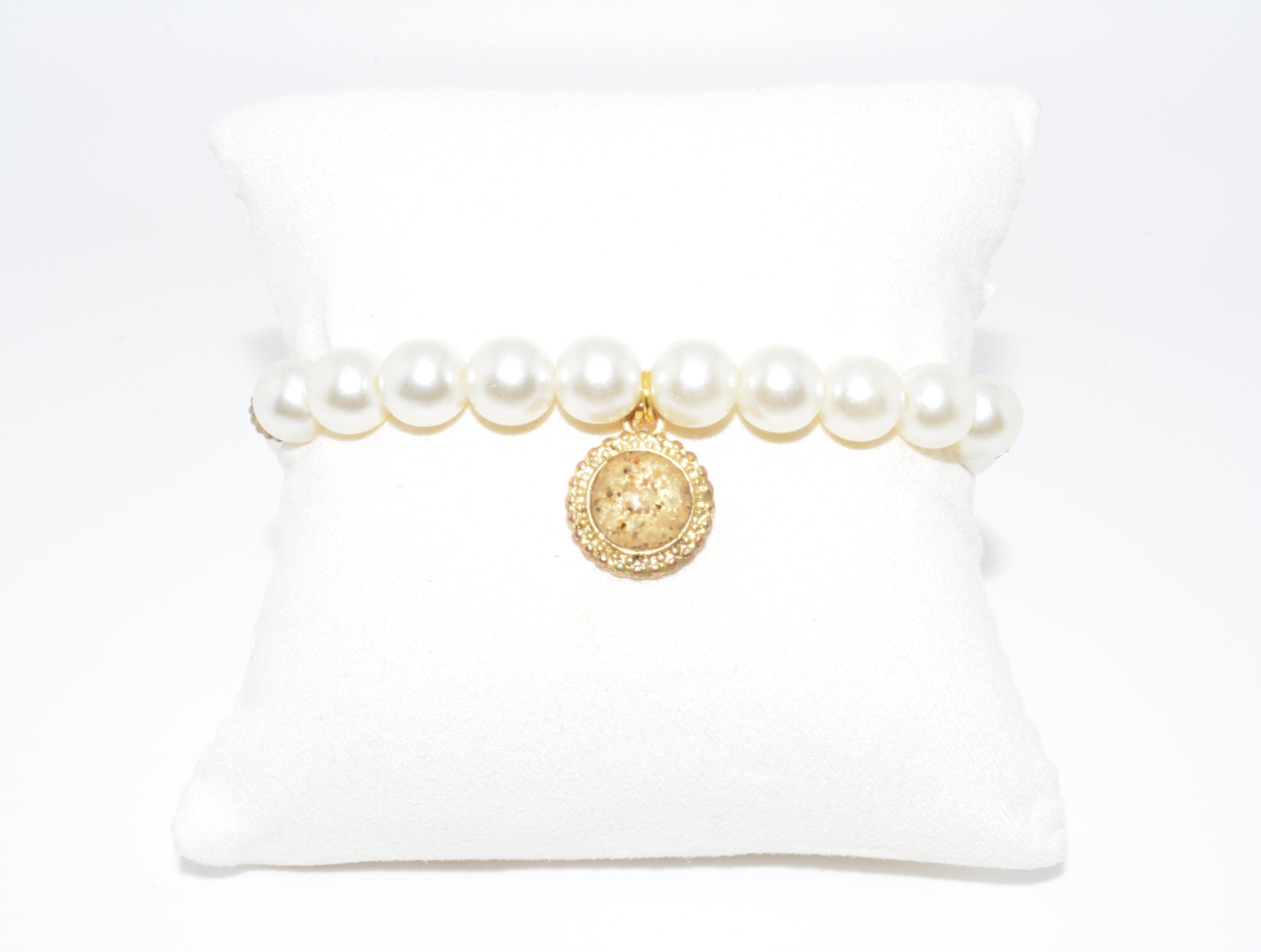 Pearl Gold - Southampton 2.JPG