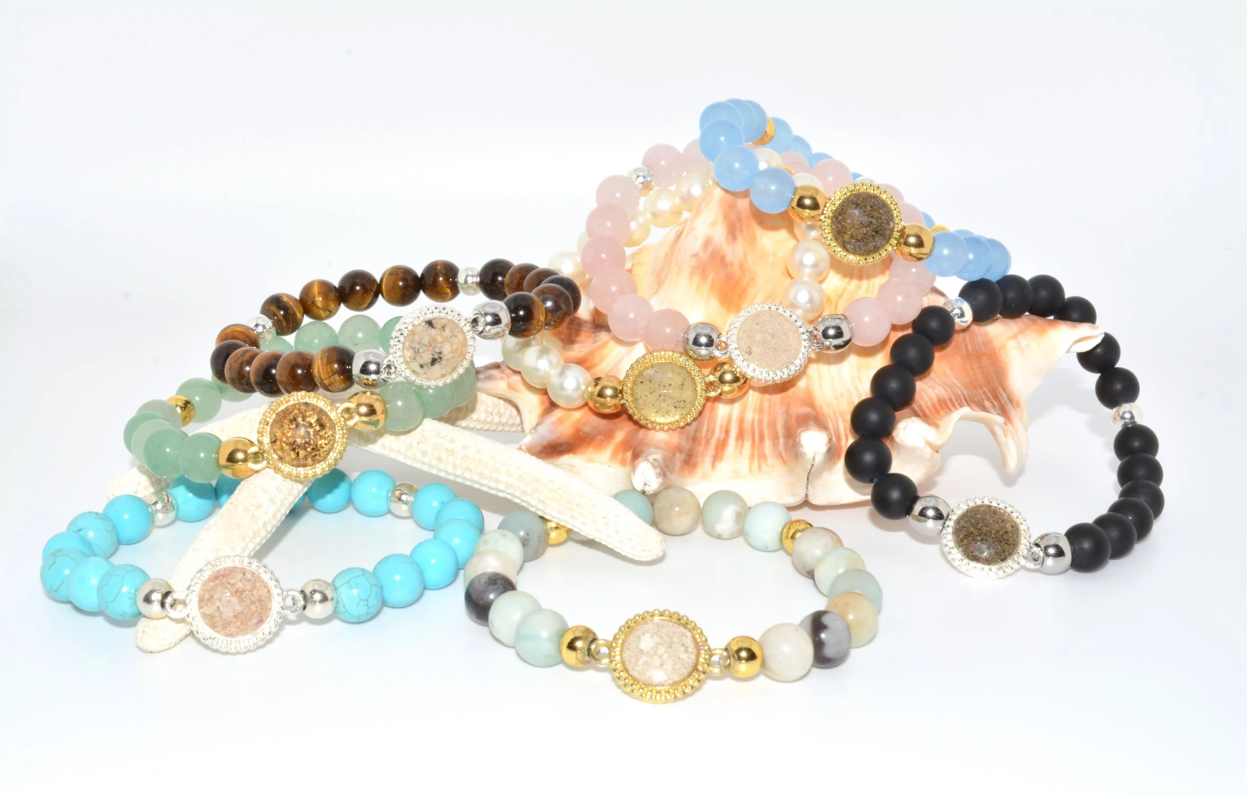 Bezels on Conch 1.JPG