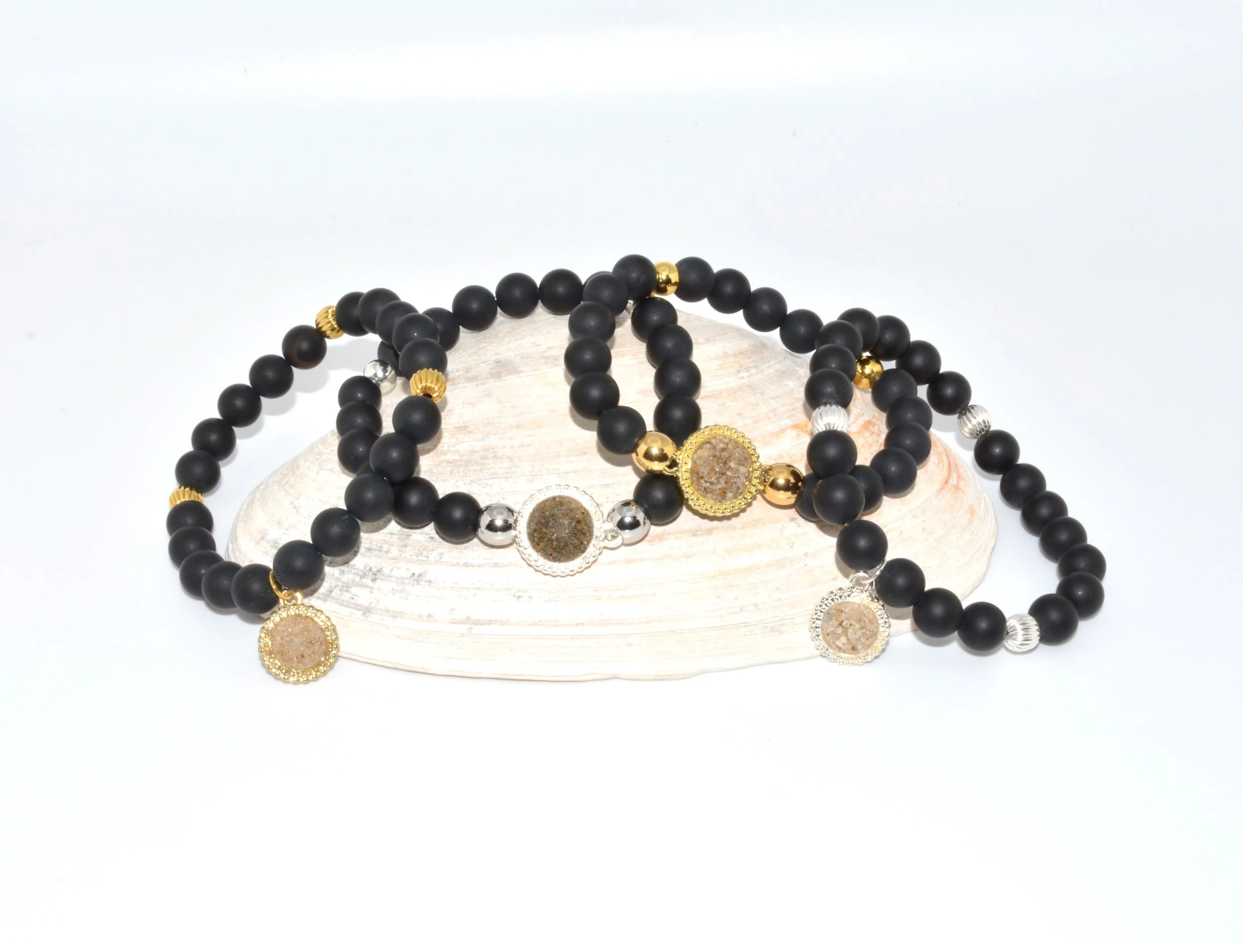 Matte Onyx on Shell 1.JPG