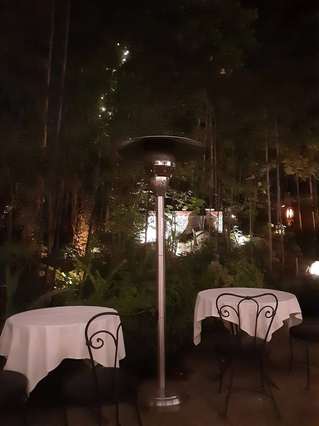 Meiners Oaks Restaurant Review — Ainsley Hughes