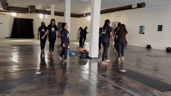ezgif.com-video-to-gif (5).gif
