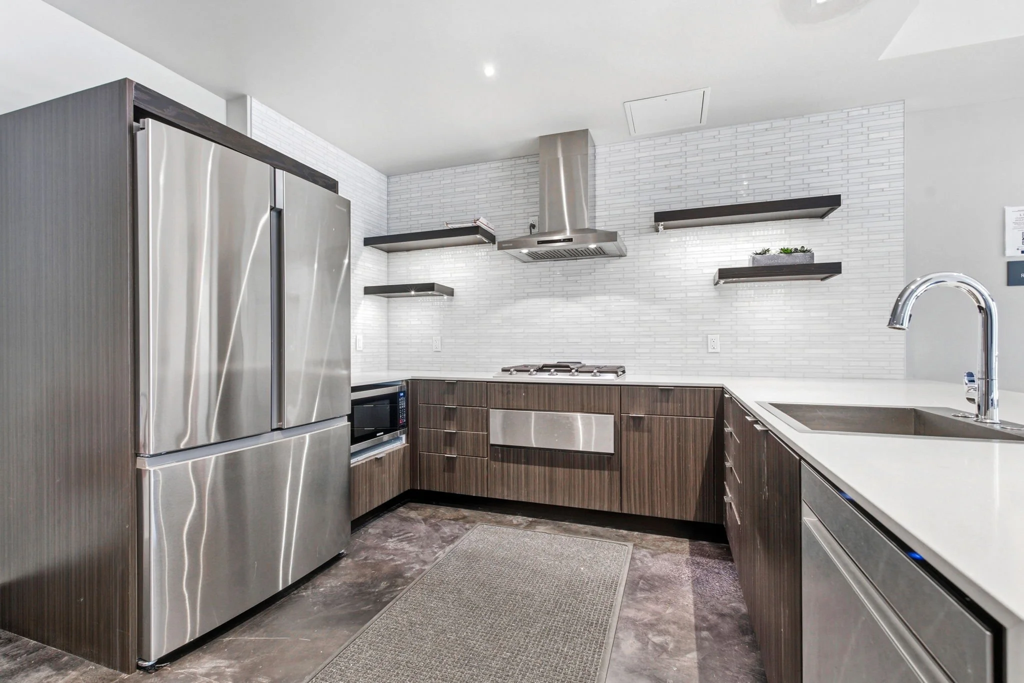 68-web-or-mls-JBPHOTOHOMES_052.jpg