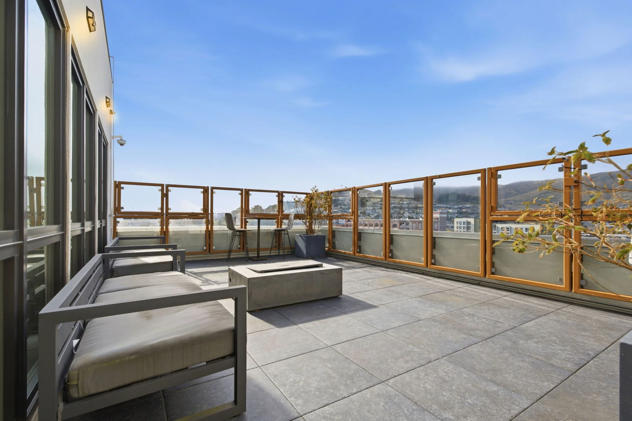 76-web-or-mls-JBPHOTOHOMES_060.jpg