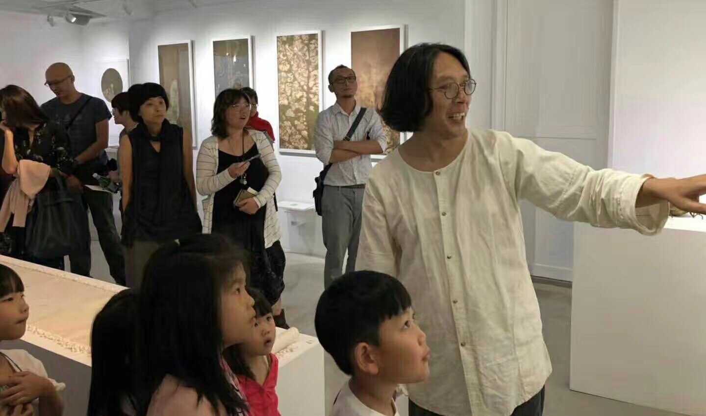Zhu Yingchun Link Lion Exhibition