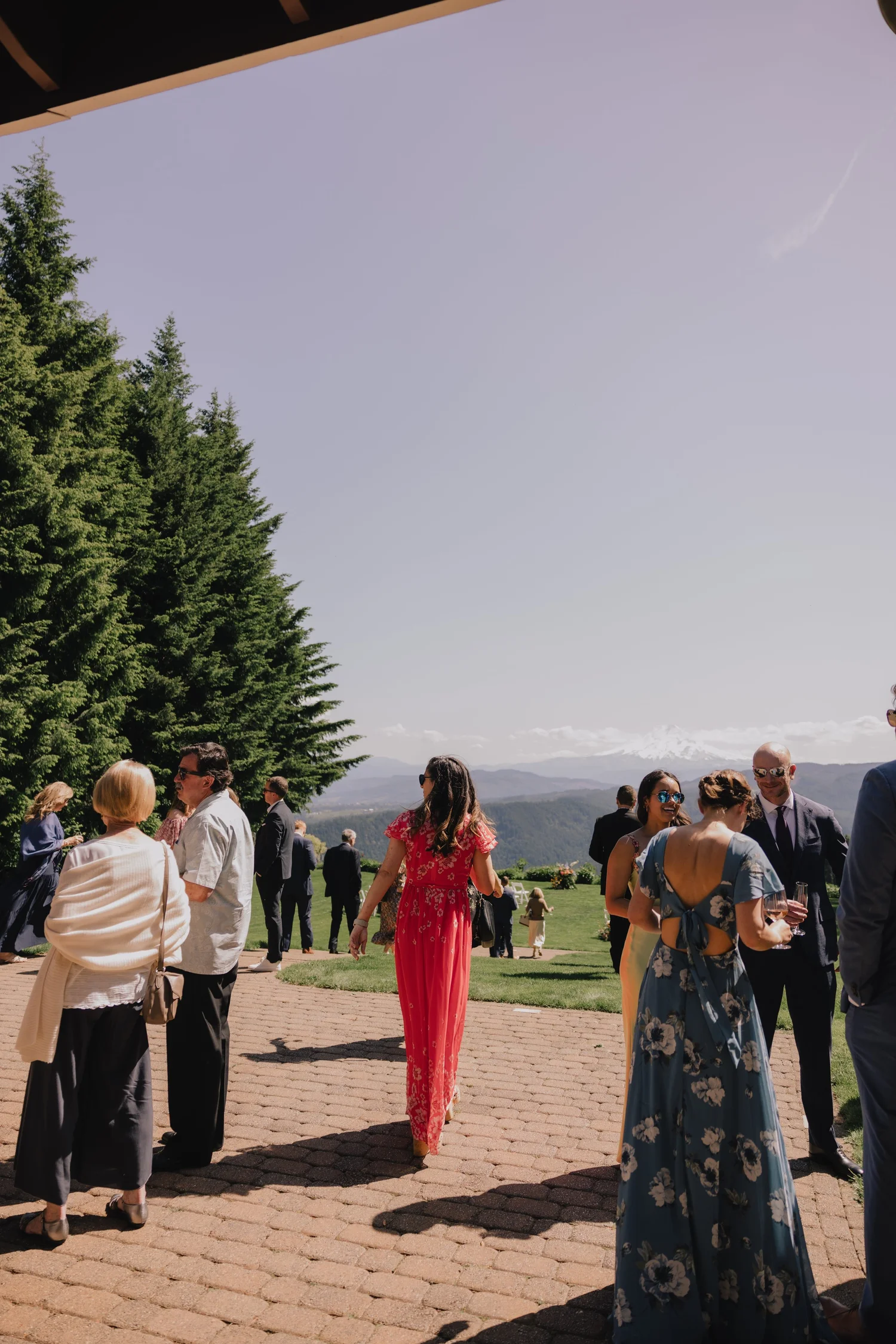 Caitlin & Zak - Gorge Crest Vineyard, Underwood WA