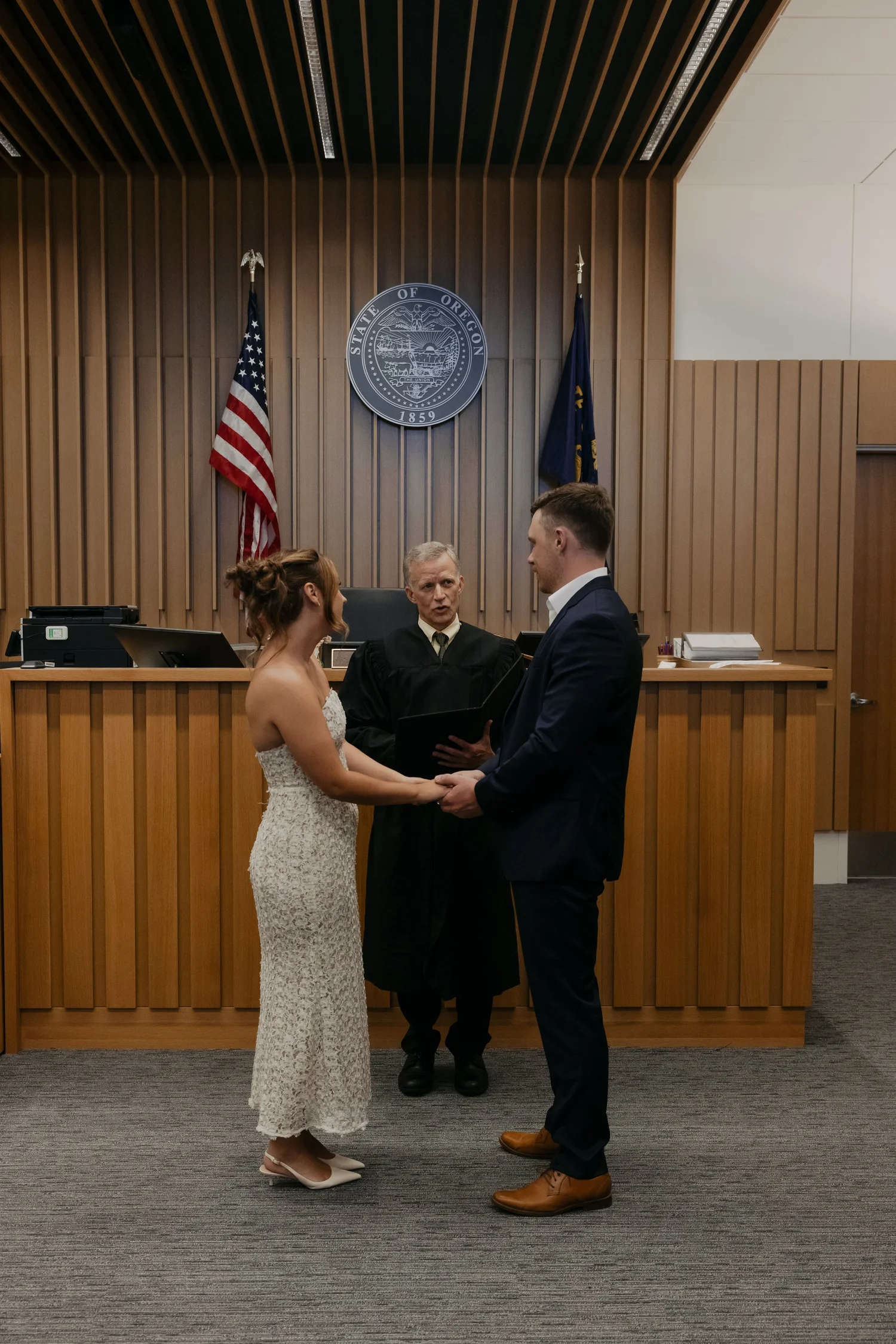Lucas & Morgan’s Courthouse Elopement Portland,Oregon
