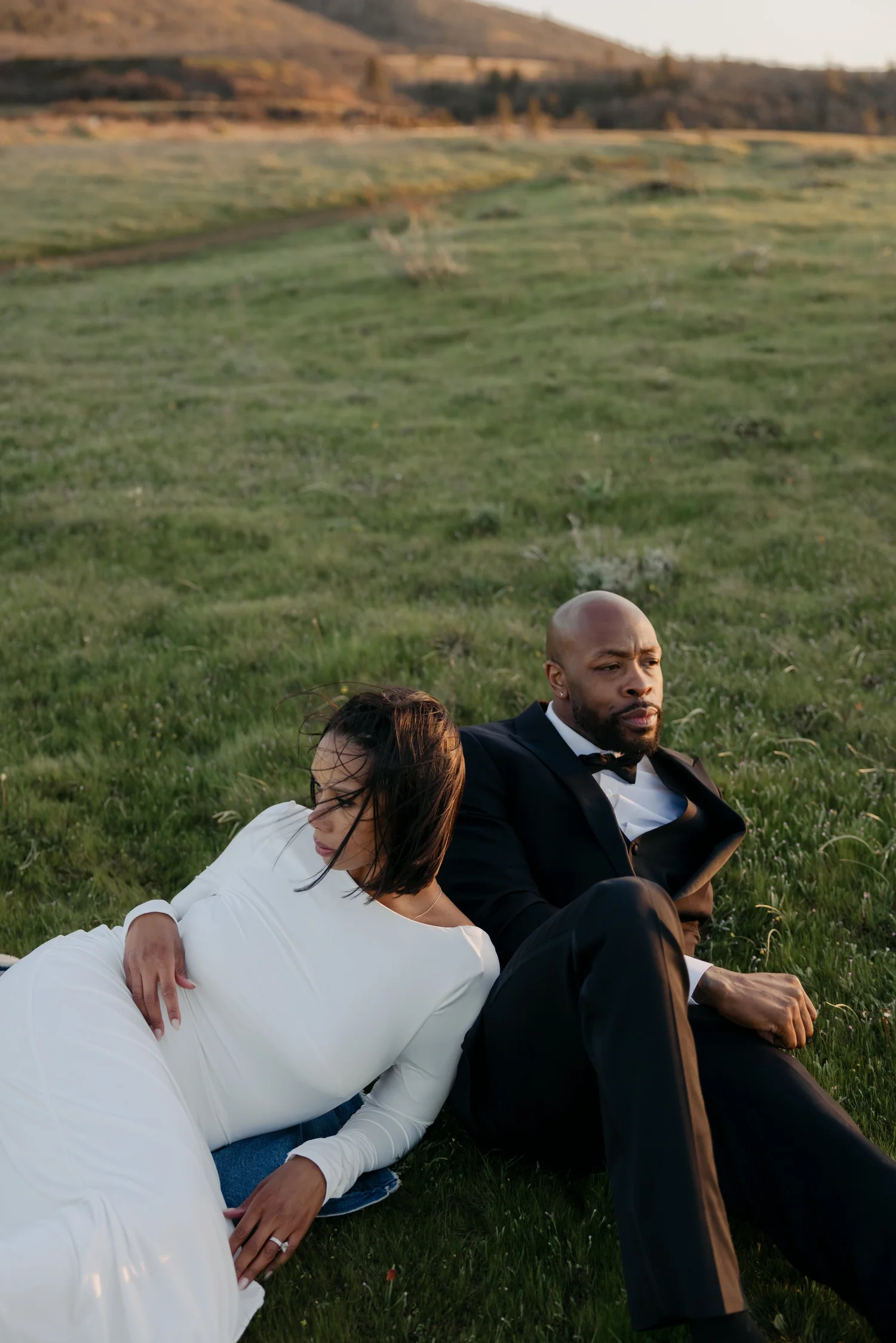 Columbia River Gorge Engagement Session at Golden Hour | Sabrina & Dennis