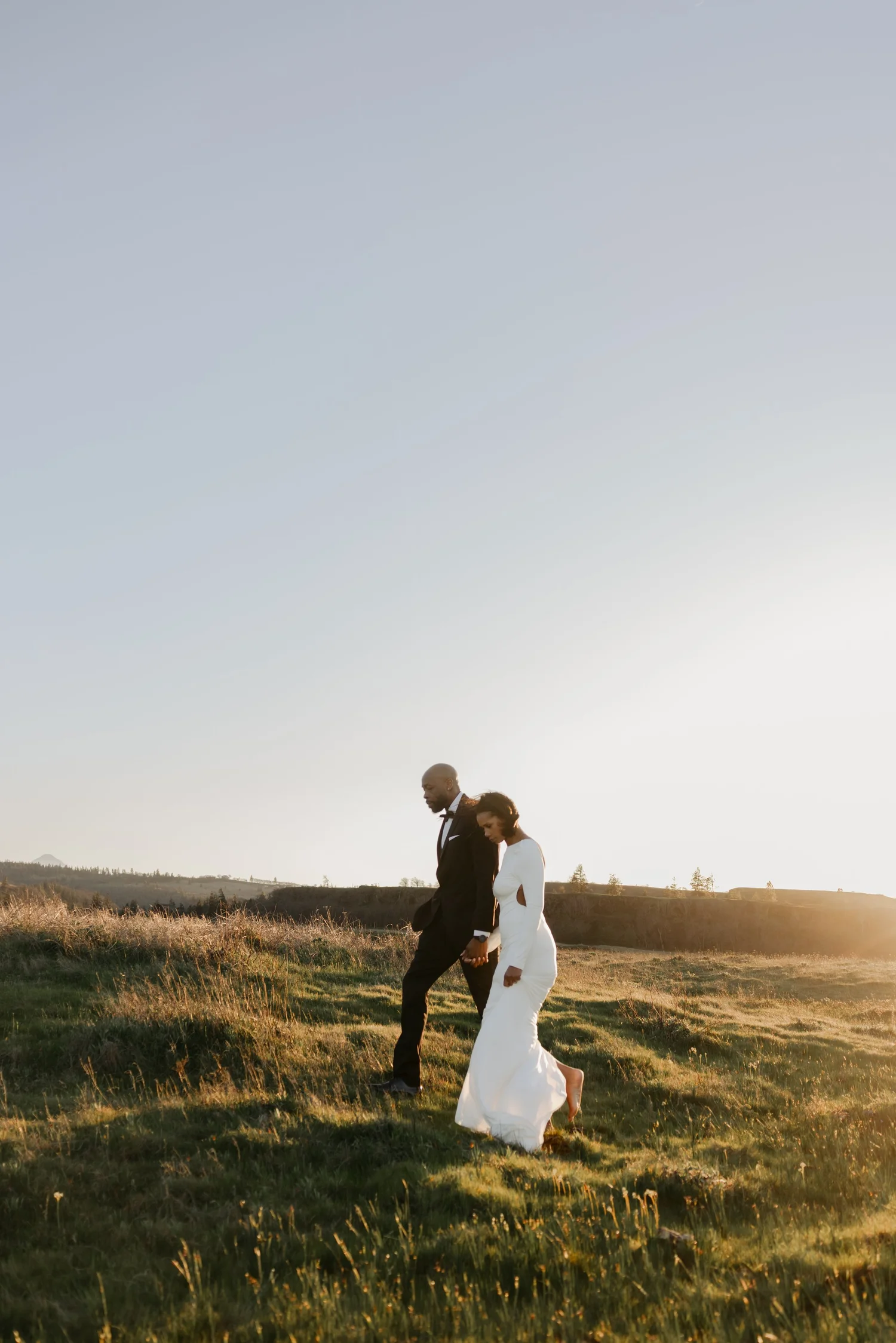 Columbia River Gorge Engagement Session at Golden Hour | Sabrina & Dennis