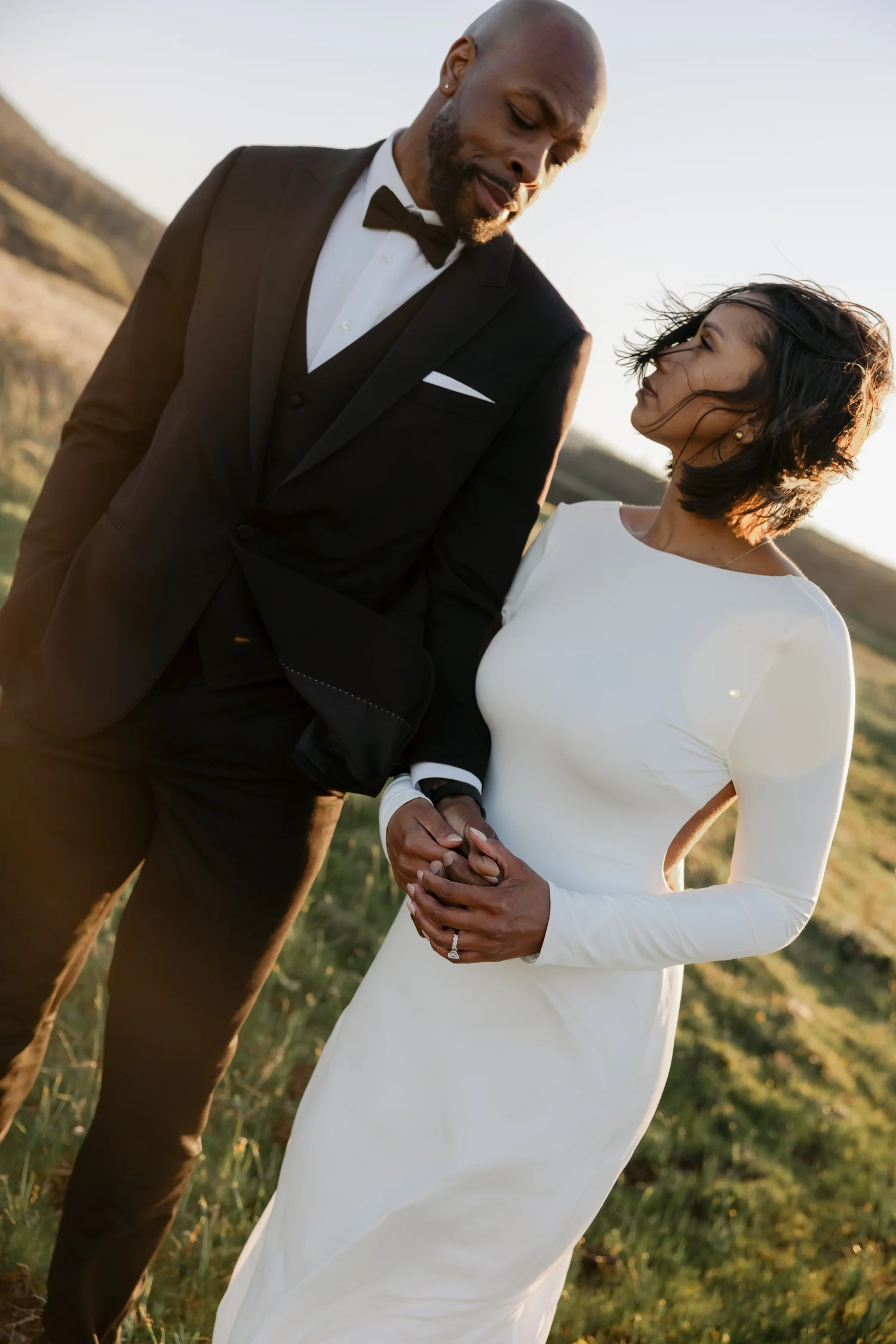 Columbia River Gorge Engagement Session at Golden Hour | Sabrina & Dennis