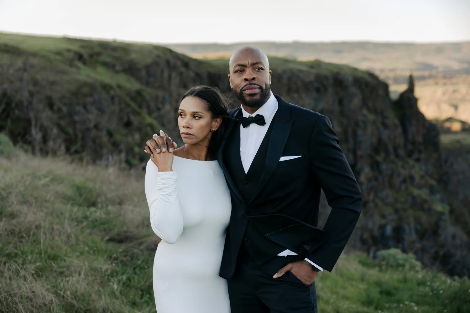 Columbia River Gorge Engagement Session at Golden Hour | Sabrina & Dennis