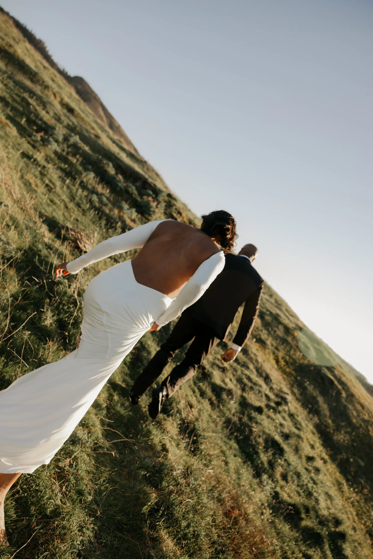 Columbia River Gorge Engagement Session at Golden Hour | Sabrina & Dennis