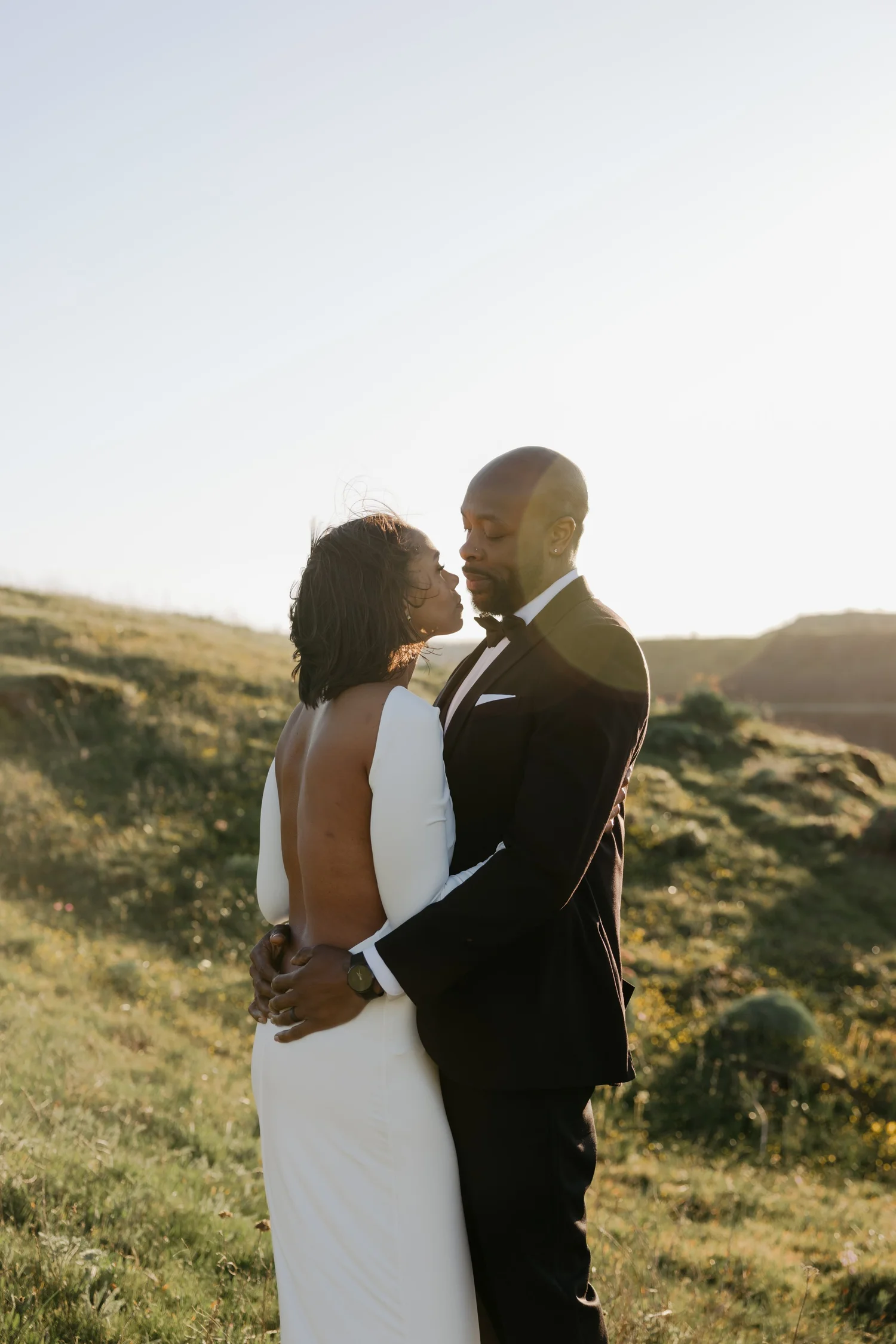 Columbia River Gorge Engagement Session at Golden Hour | Sabrina & Dennis