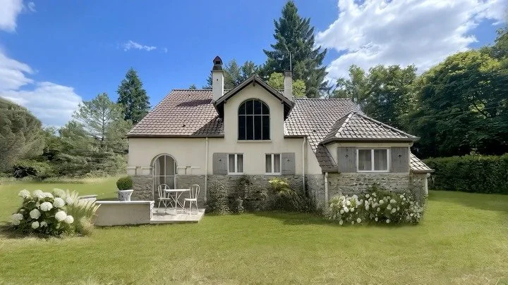 - PROJET BOIS BEAUCERON -
Demande pr&eacute;alable : Avant / Apr&egrave;s 

Il est rare que l&rsquo;on poste ici des visuels d&rsquo;ext&eacute;rieur. On pense souvent que le r&ocirc;le d&rsquo;un architecte d&rsquo;int&eacute;rieur se limite &agrave