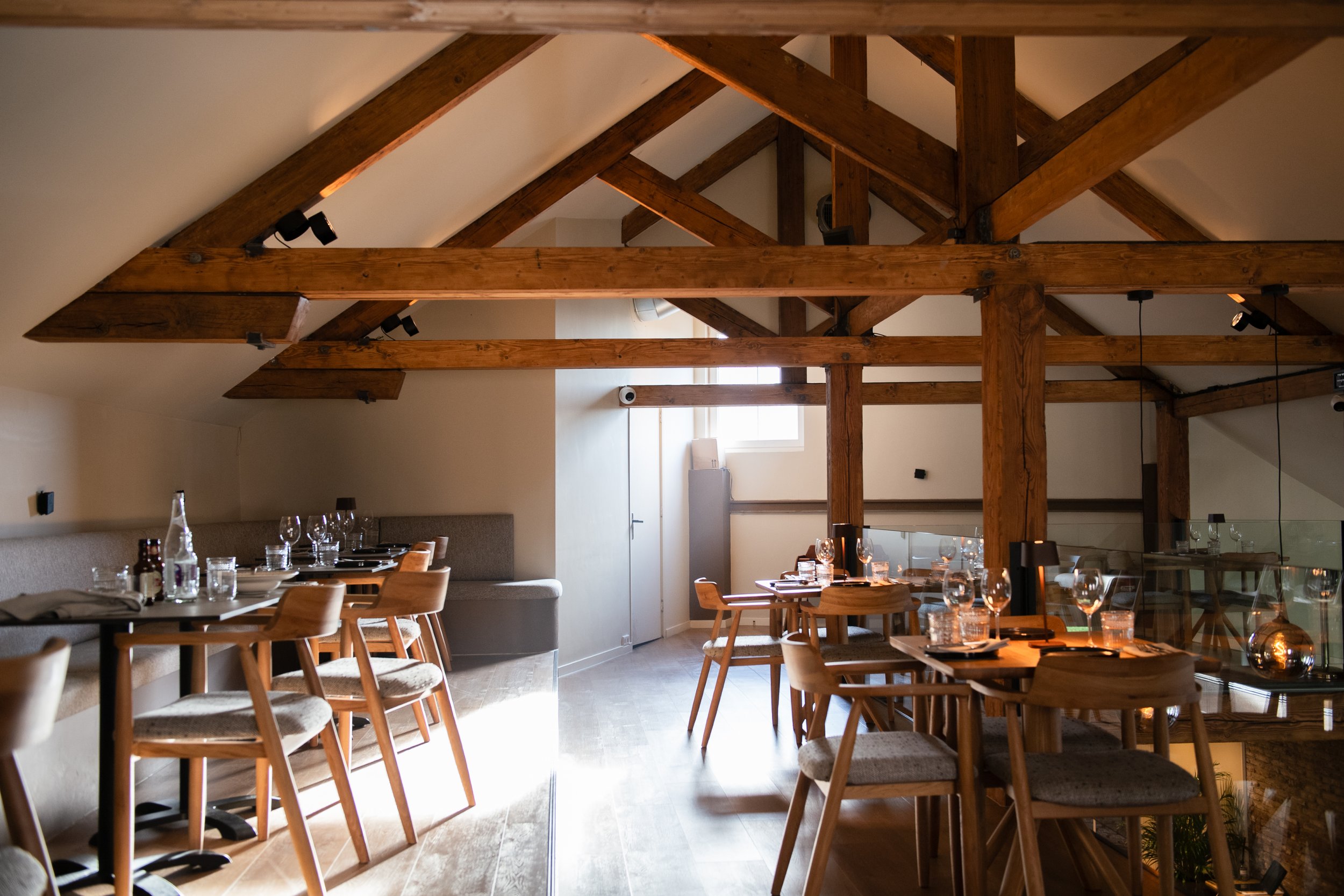 Gooische Tamtam Jan eet bij Parma 09112025.jpg