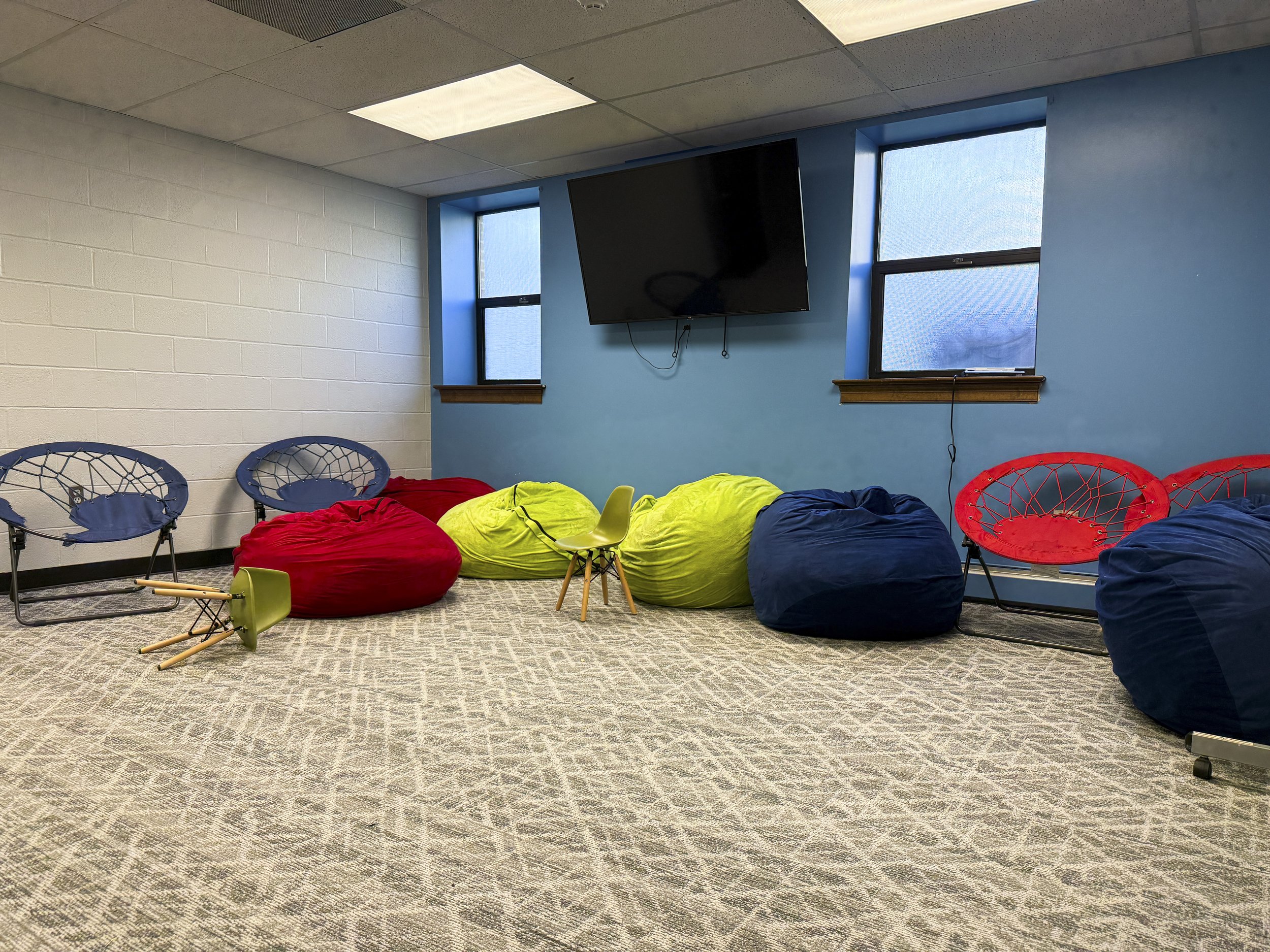 ElementaryRoom.JPG